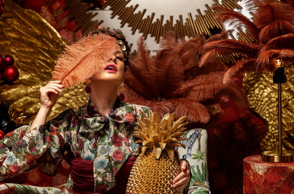 Feather Palm Table Lamp
