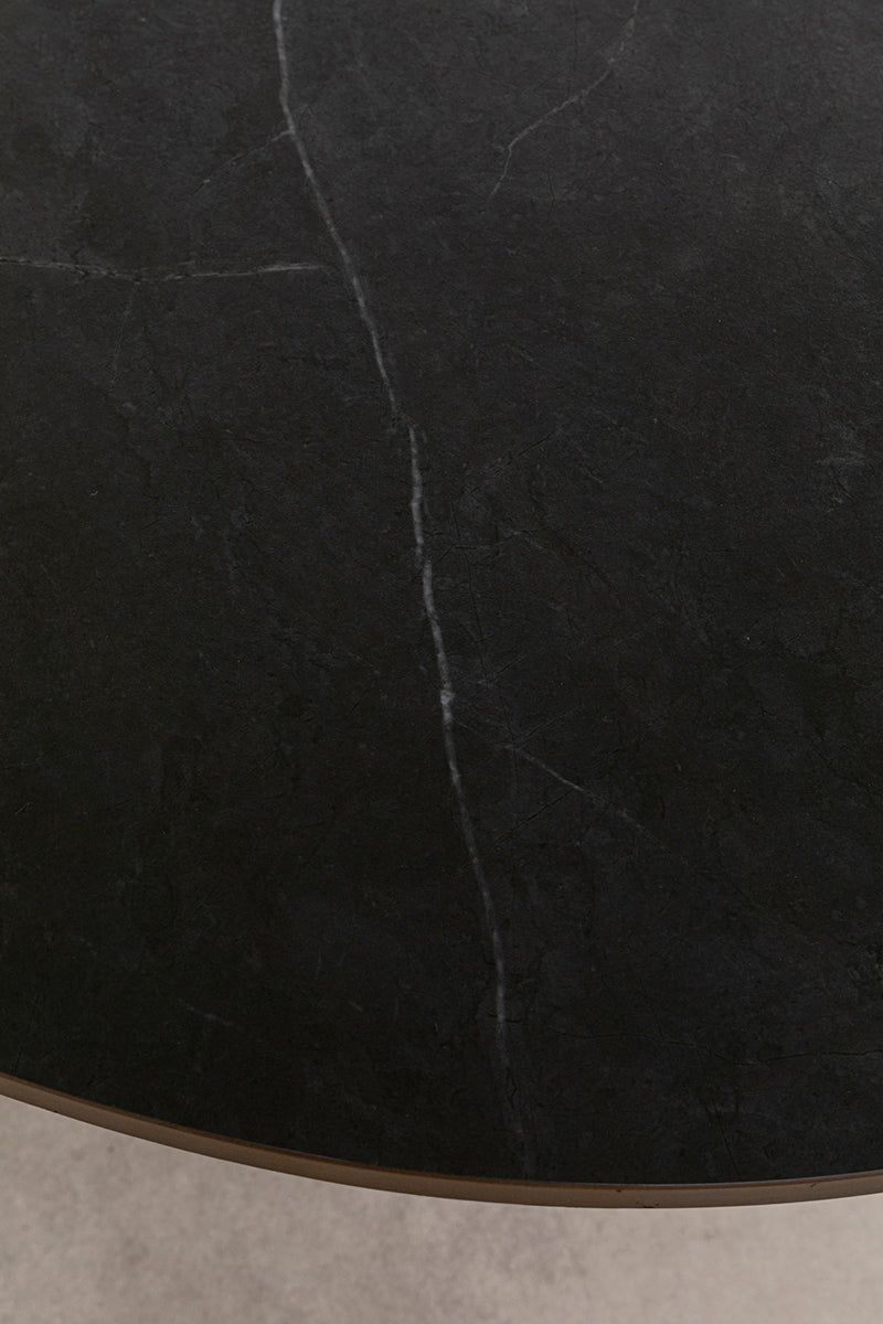 Grande Possibilita Black Table