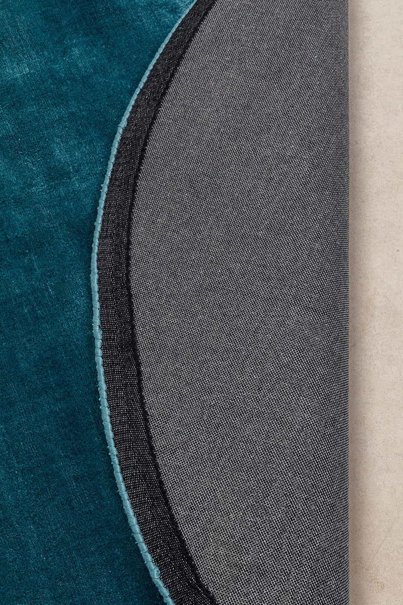 Cosy Viscose Round Carpet