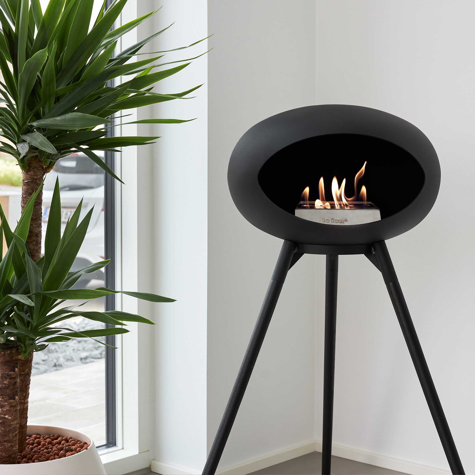 Ground Wood High Chromed Silver Bio Fireplace with Steel Burner