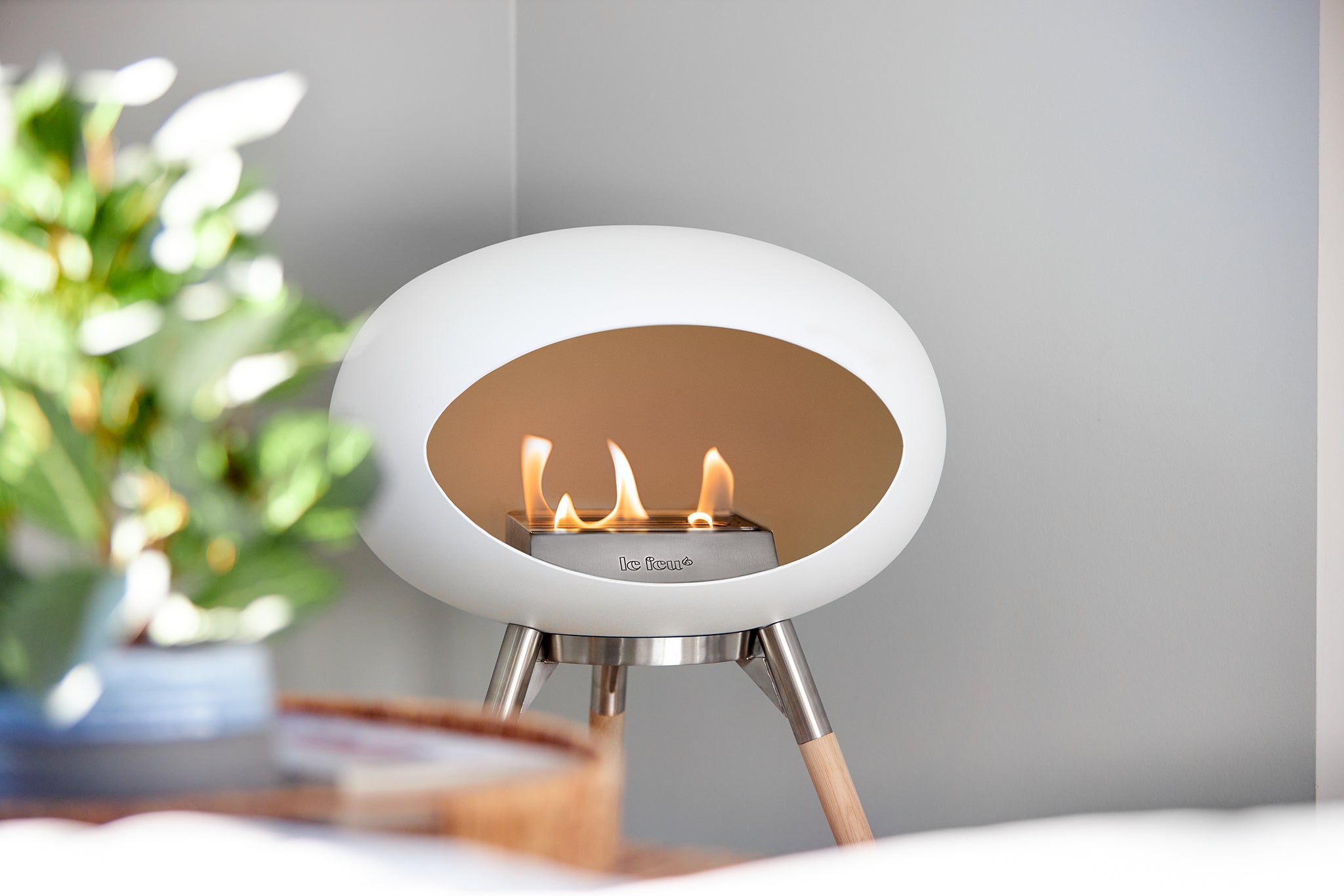Ground Wood Low White Bio Fireplace