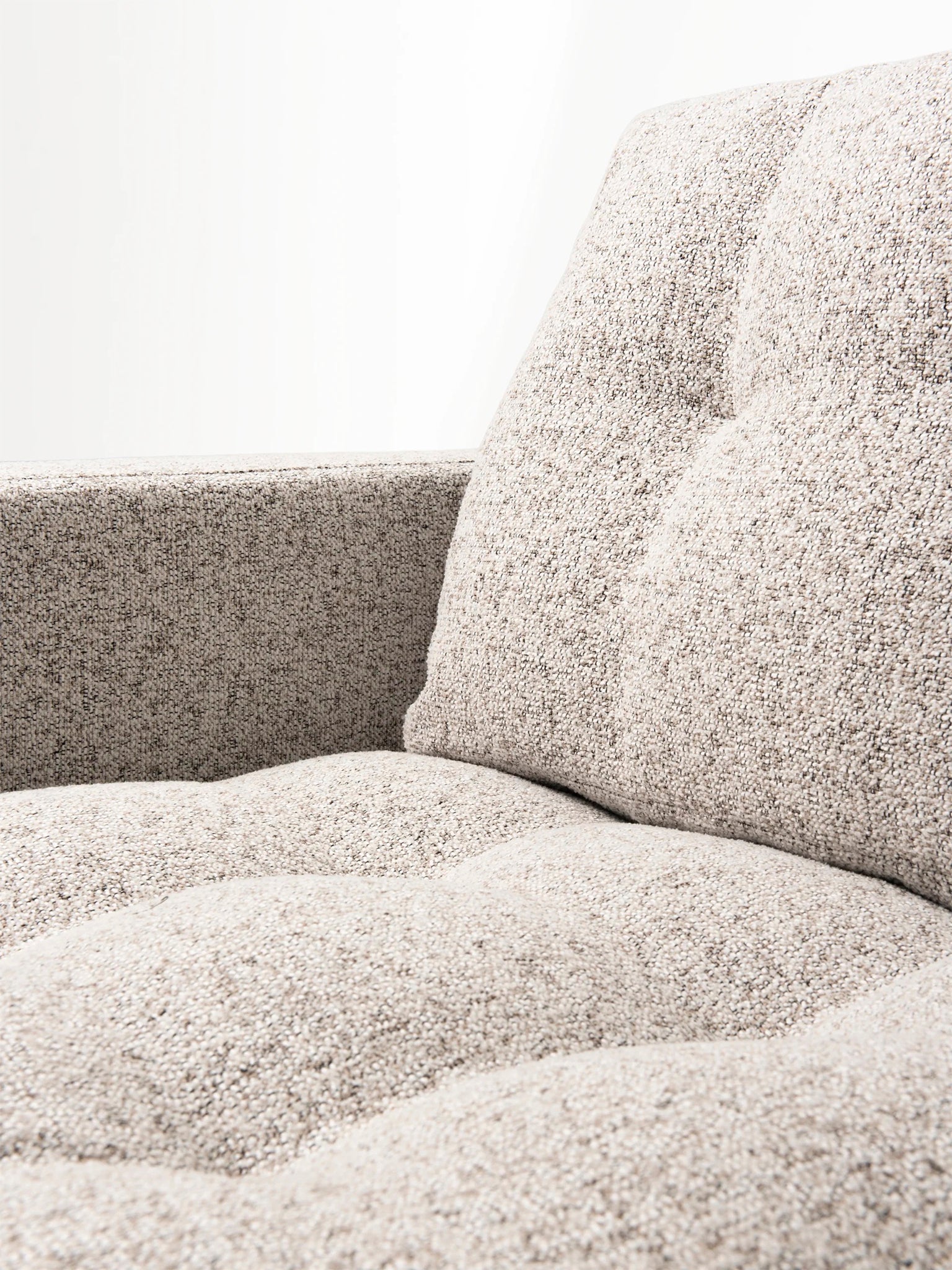 Wren Sofa