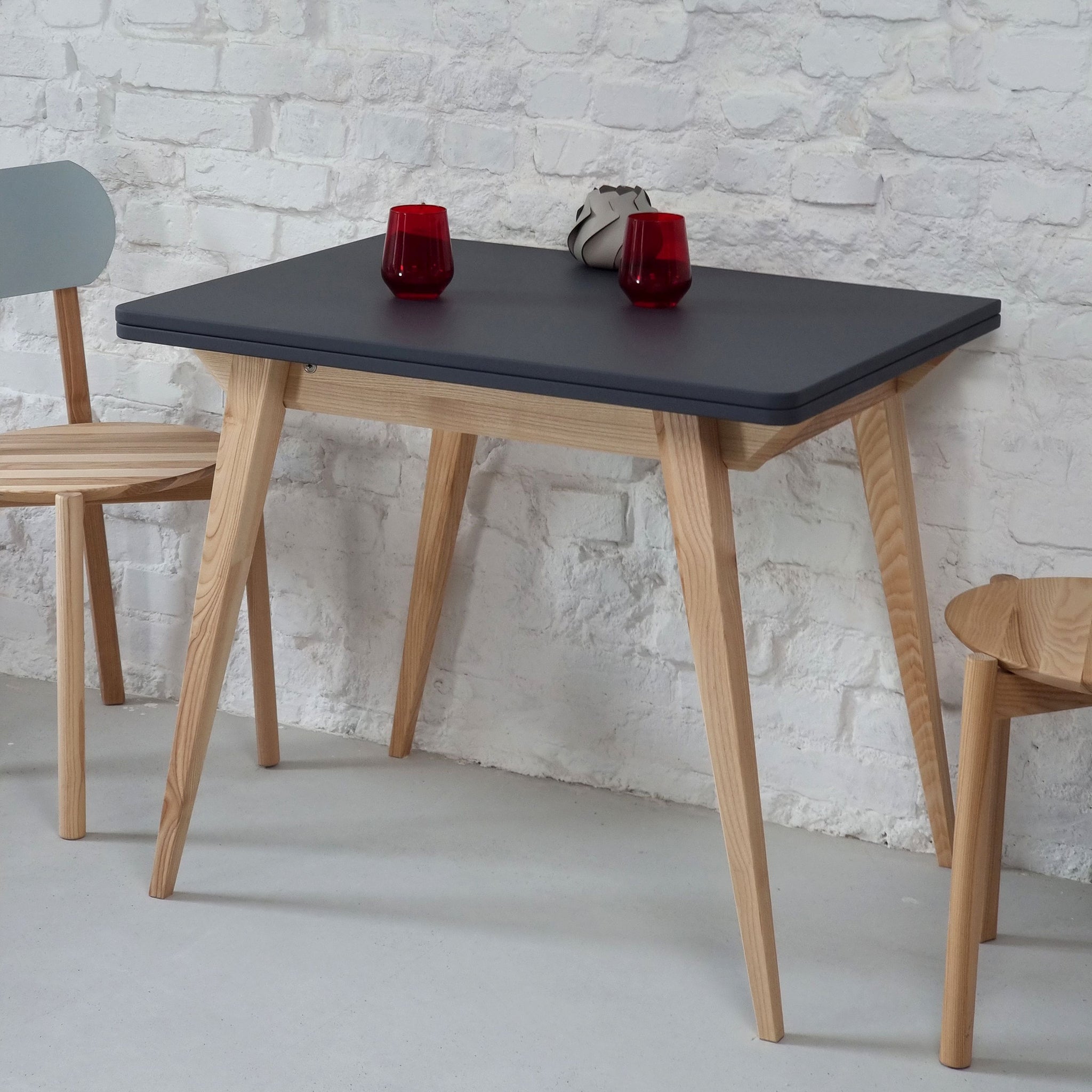 Envelope Extendable Dining Table