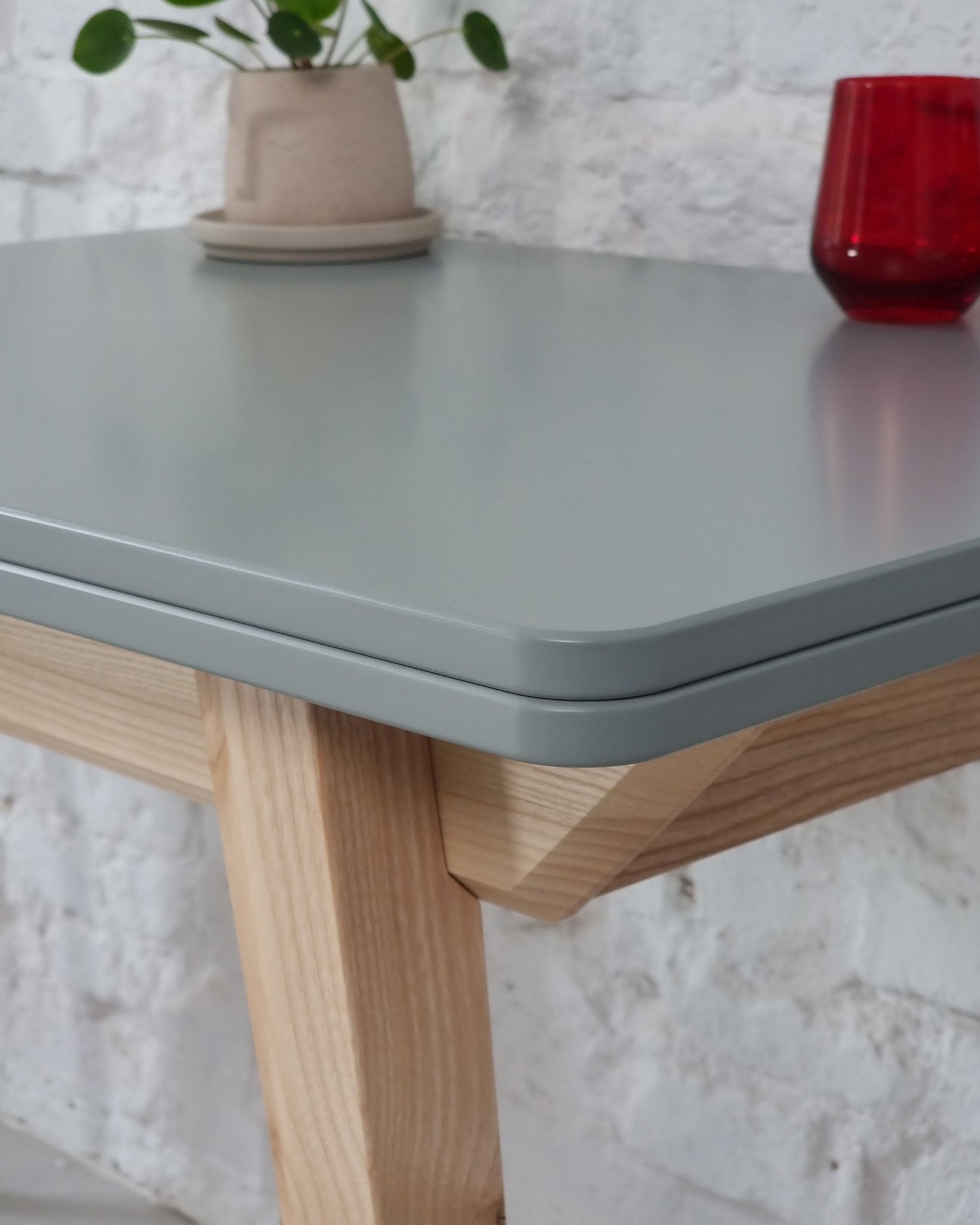 Envelope Extendable Dining Table