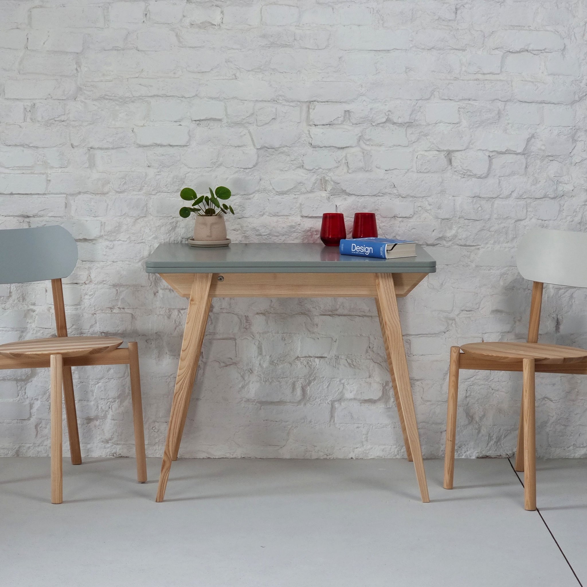 Envelope Extendable Dining Table