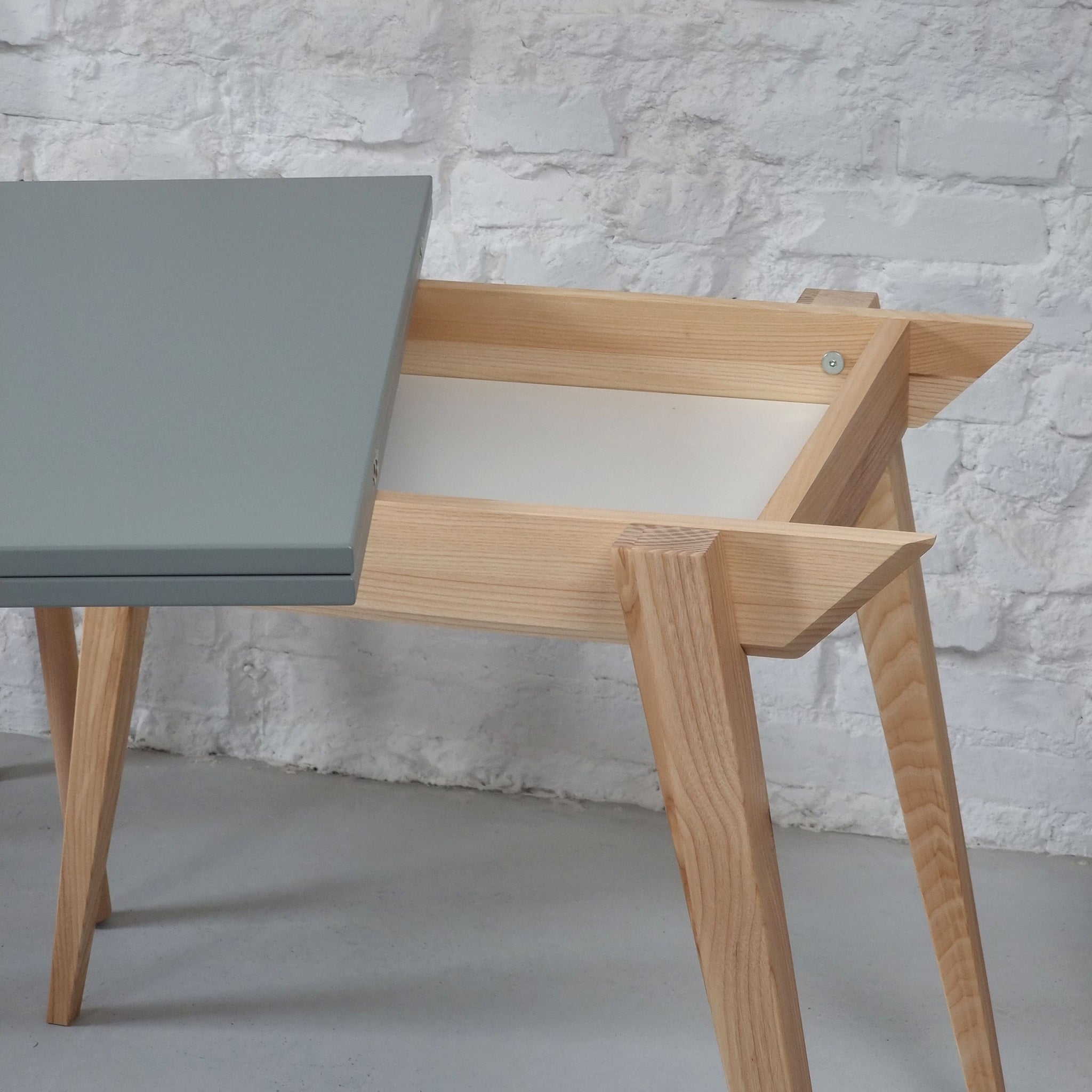 Envelope Extendable Dining Table
