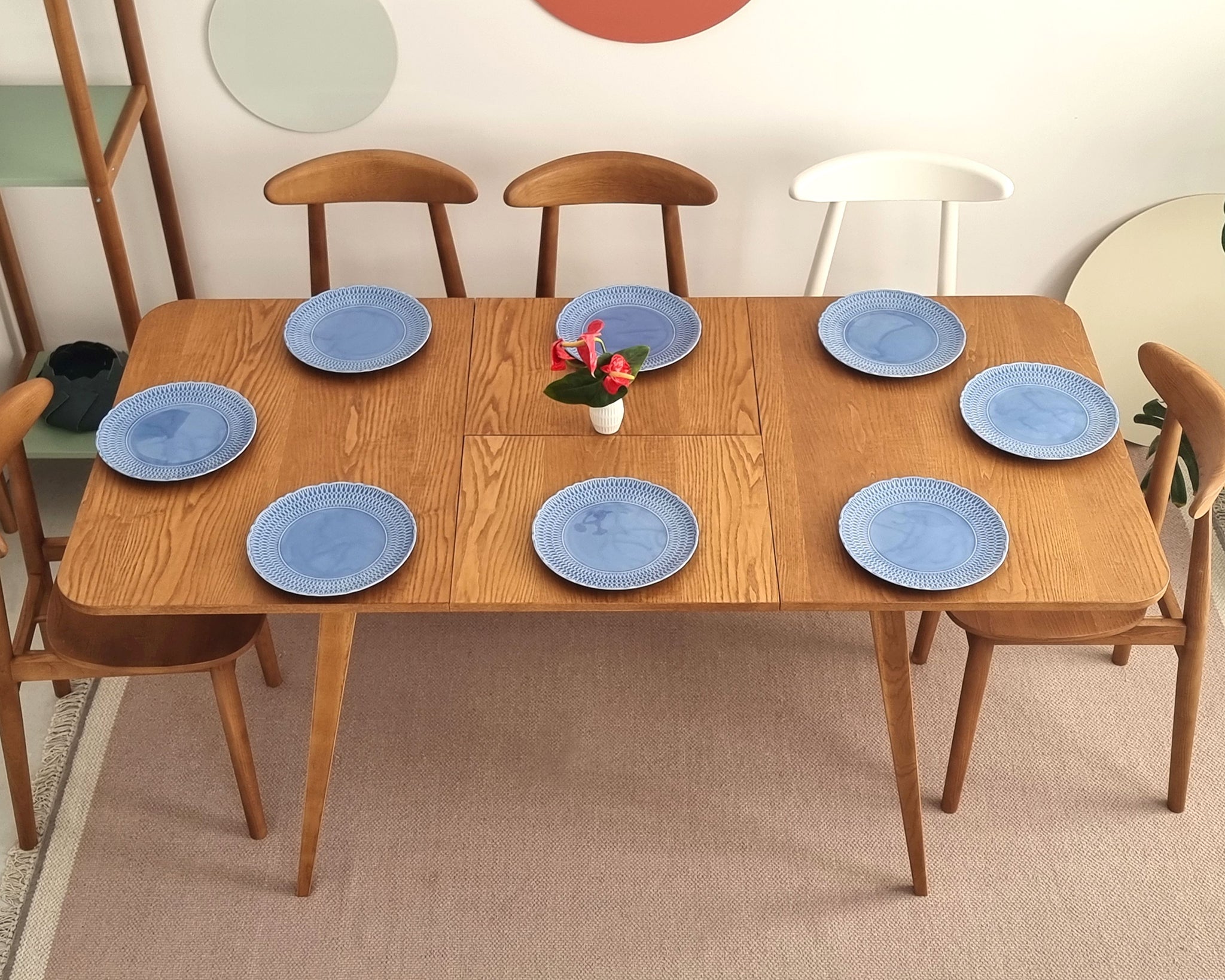 Envelope Bold Veneered Extendable Dining Table