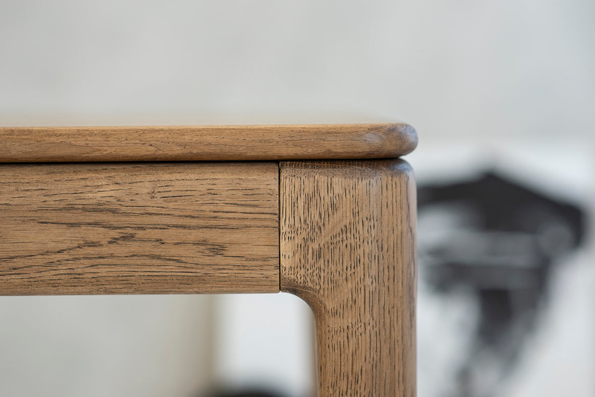 Filo Dining Table