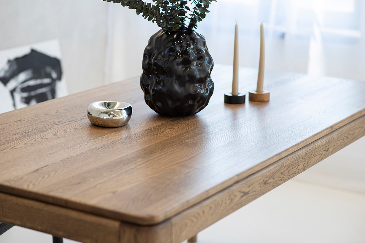 Filo Dining Table