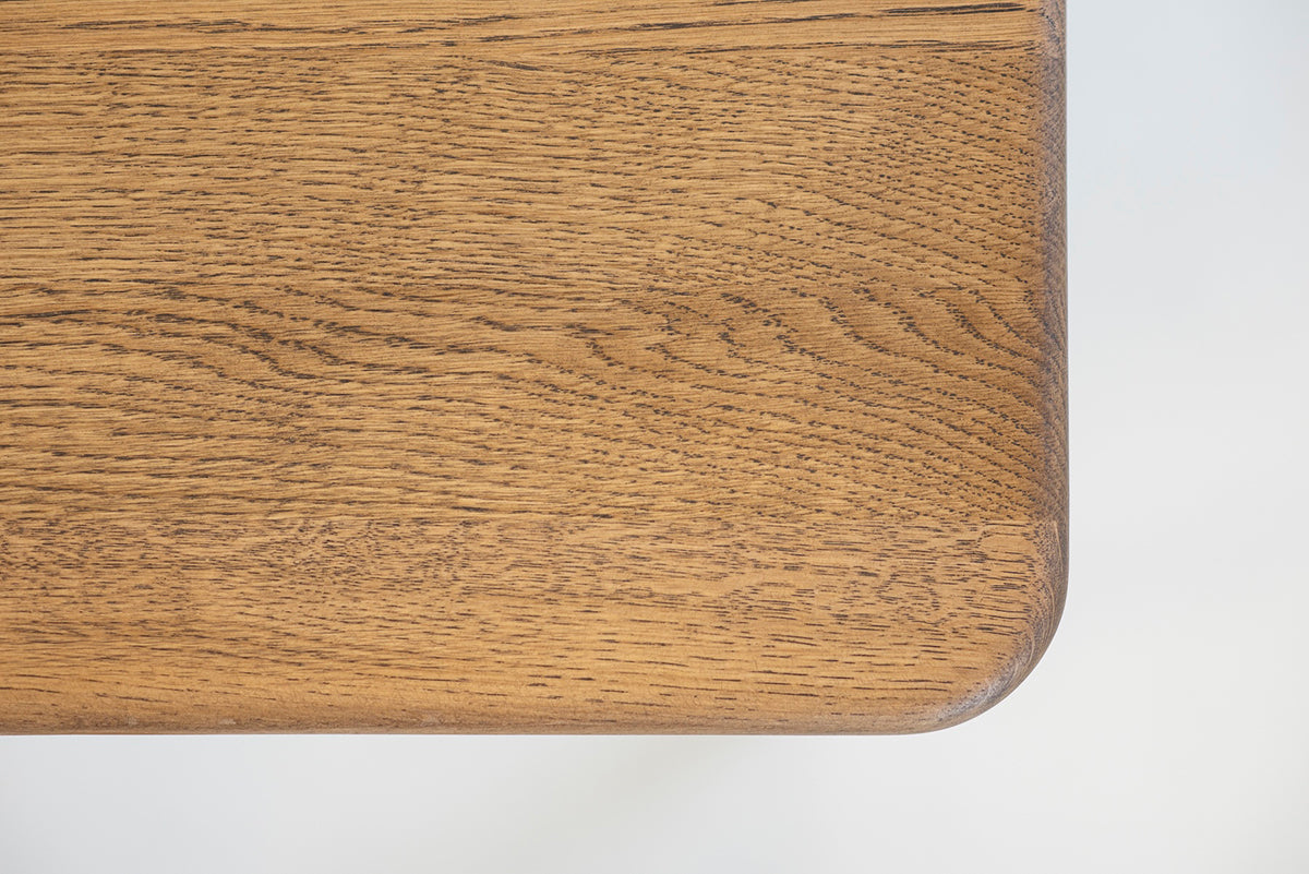 Filo Dining Table
