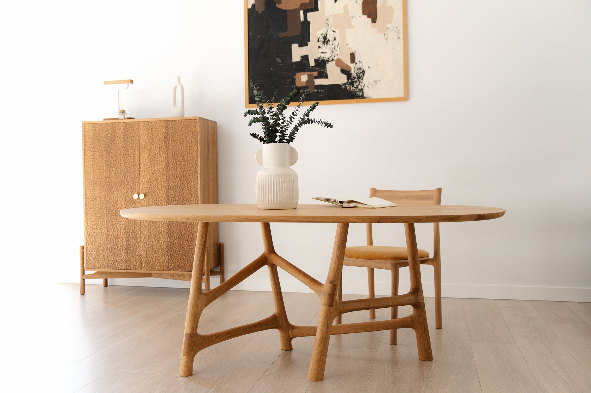 Pino Oak Cabinet