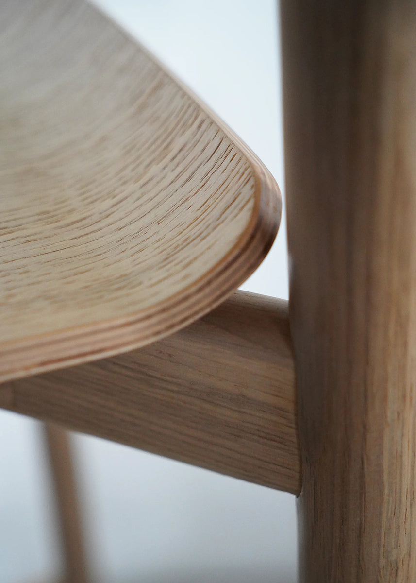 Arche Barstool