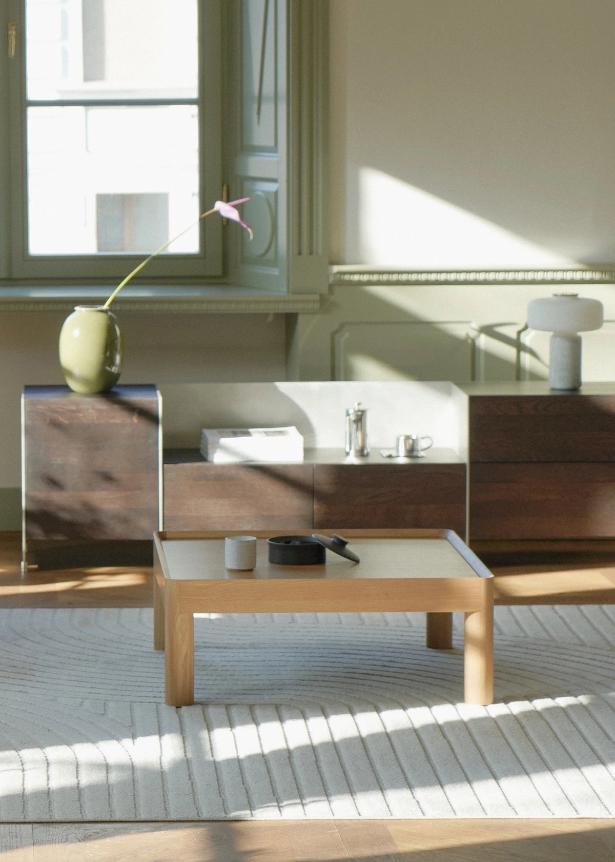 Inset Mid Coffee Table