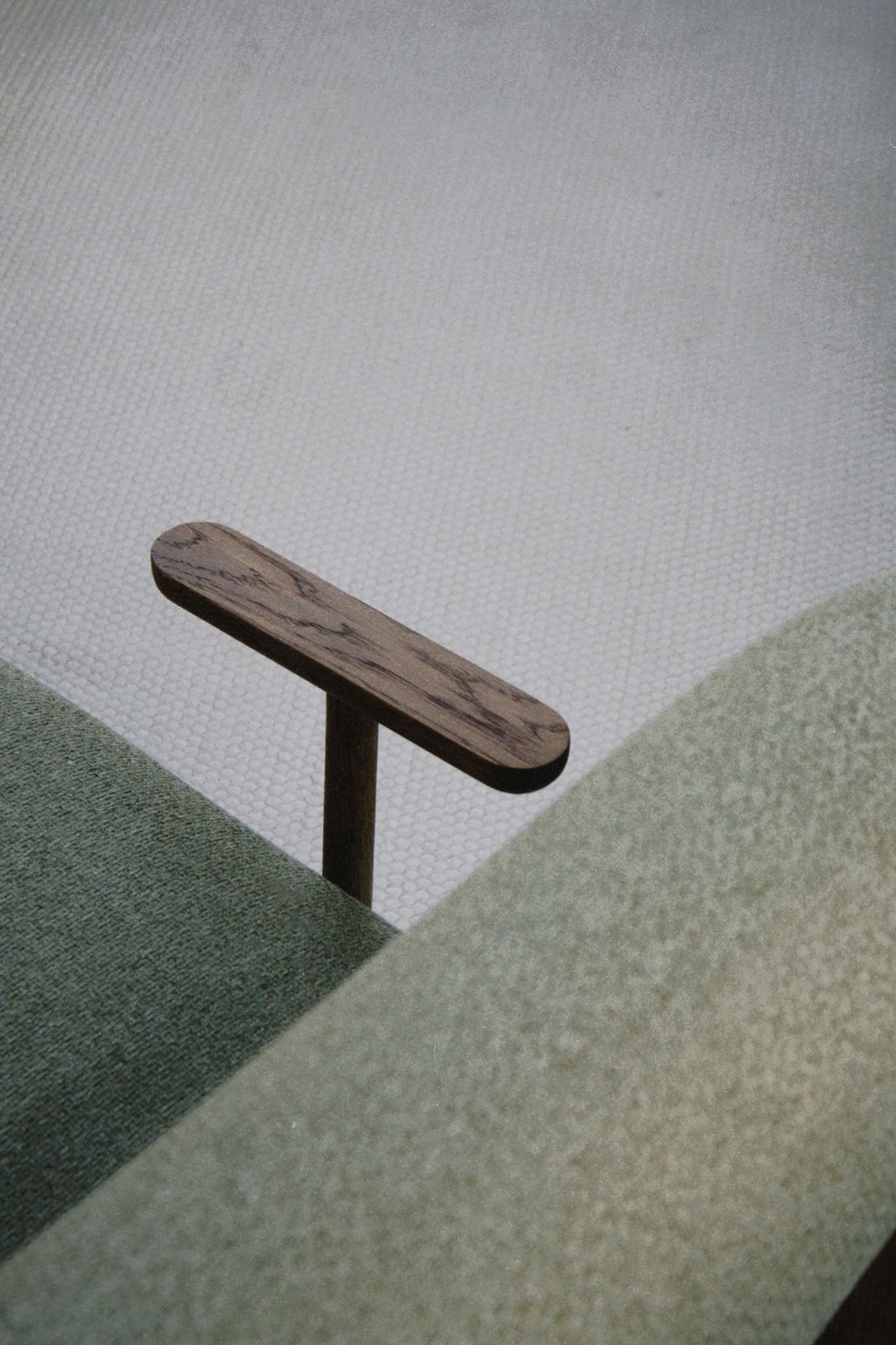 Kivo Lounge Chair