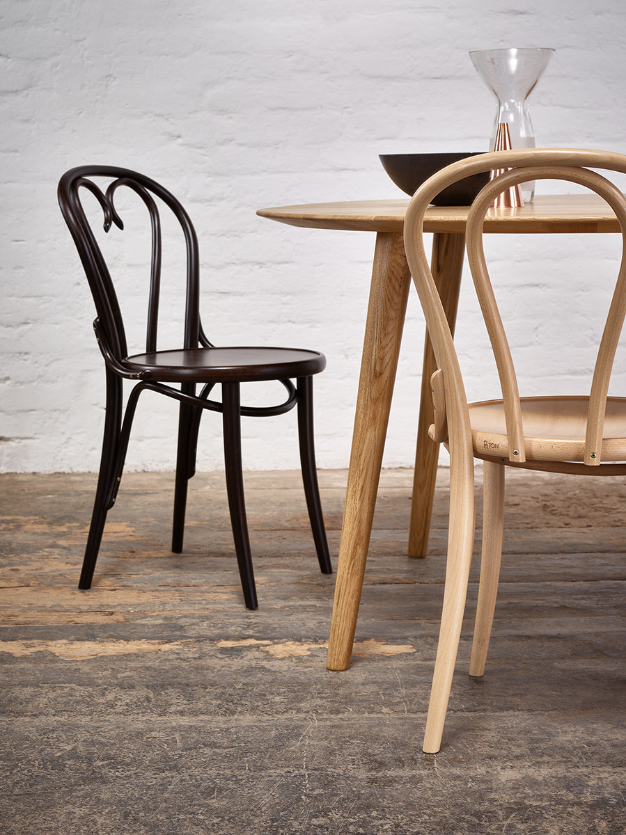 Malmö 707 Round Dining Table - WOO .Design
