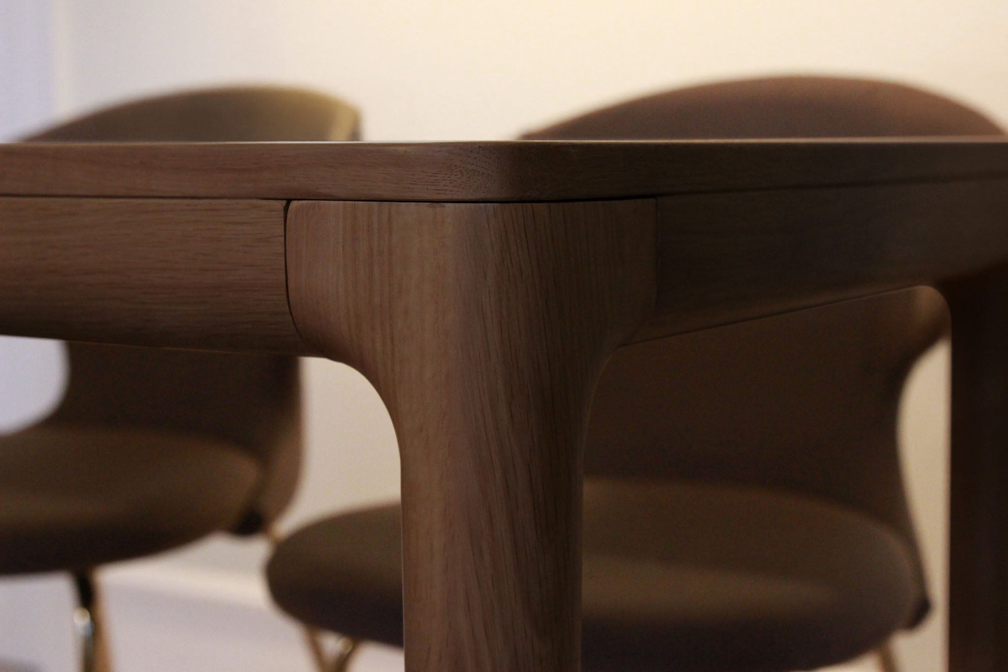 Heart'n'Soul Bar Table