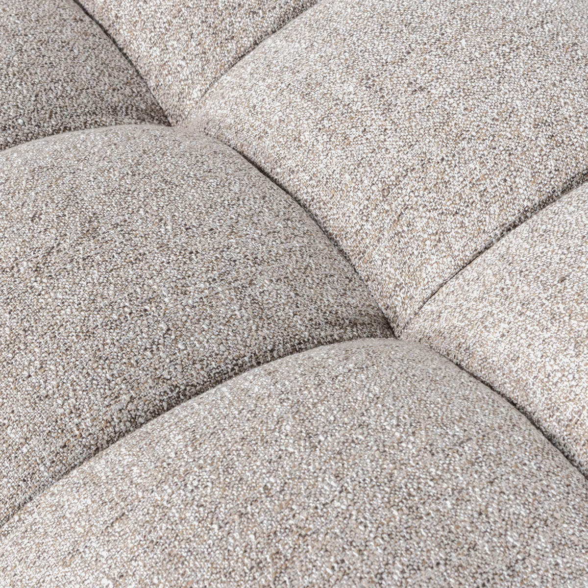 Allure Hocker