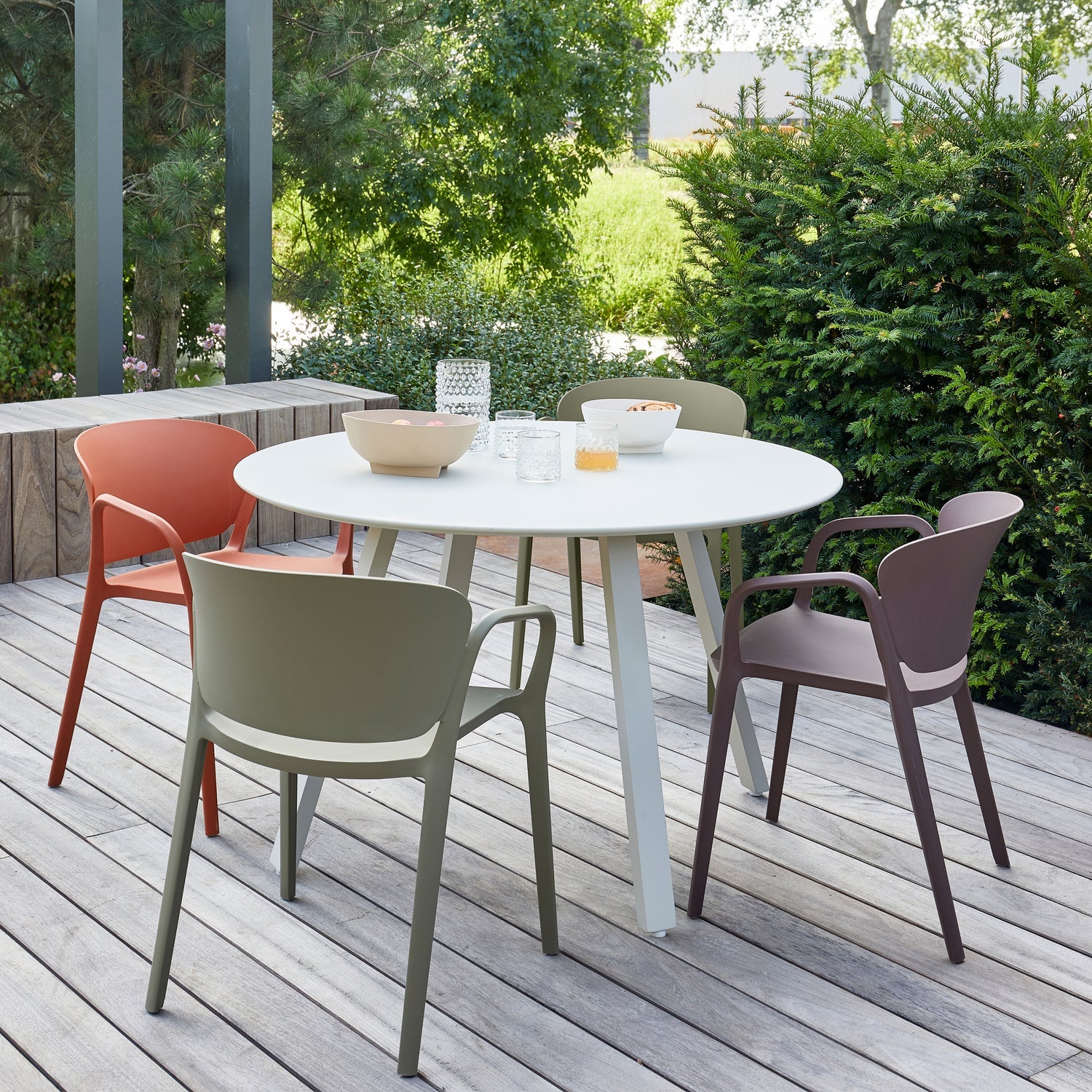 Auke Mist Garden Table