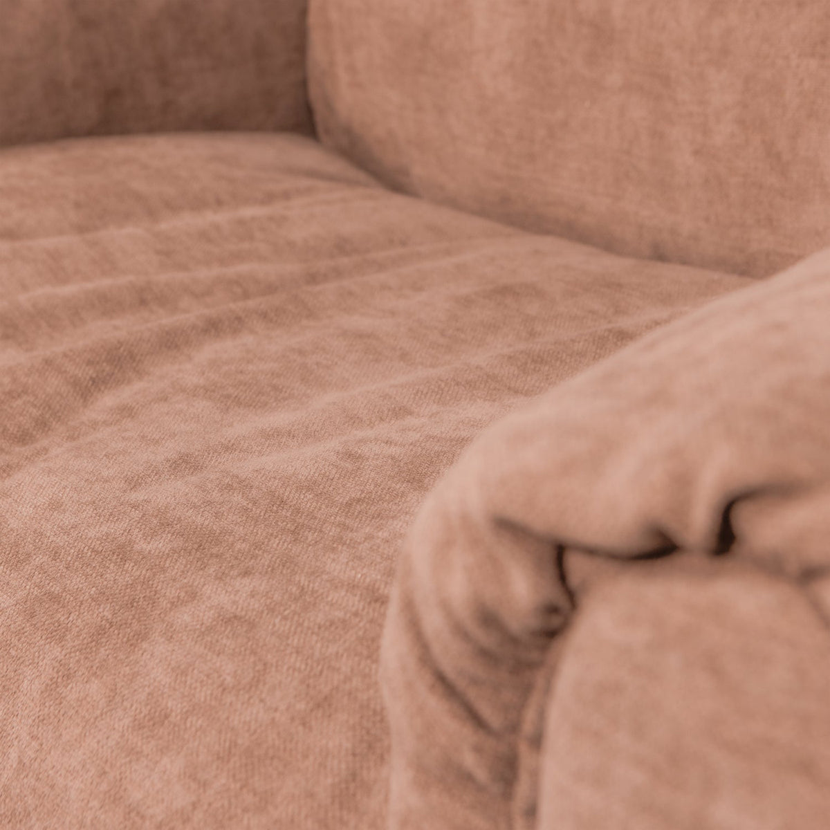 Baggy Loveseat