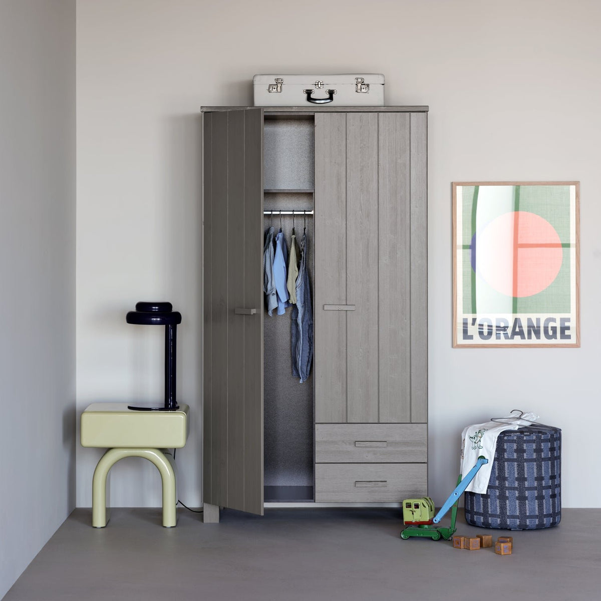 Dennis Drawers Wardrobe