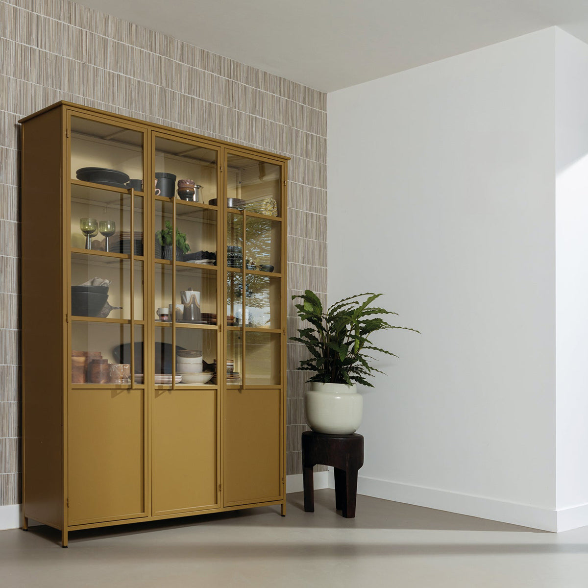 Exhibit Metal 3 Doors Cabinet