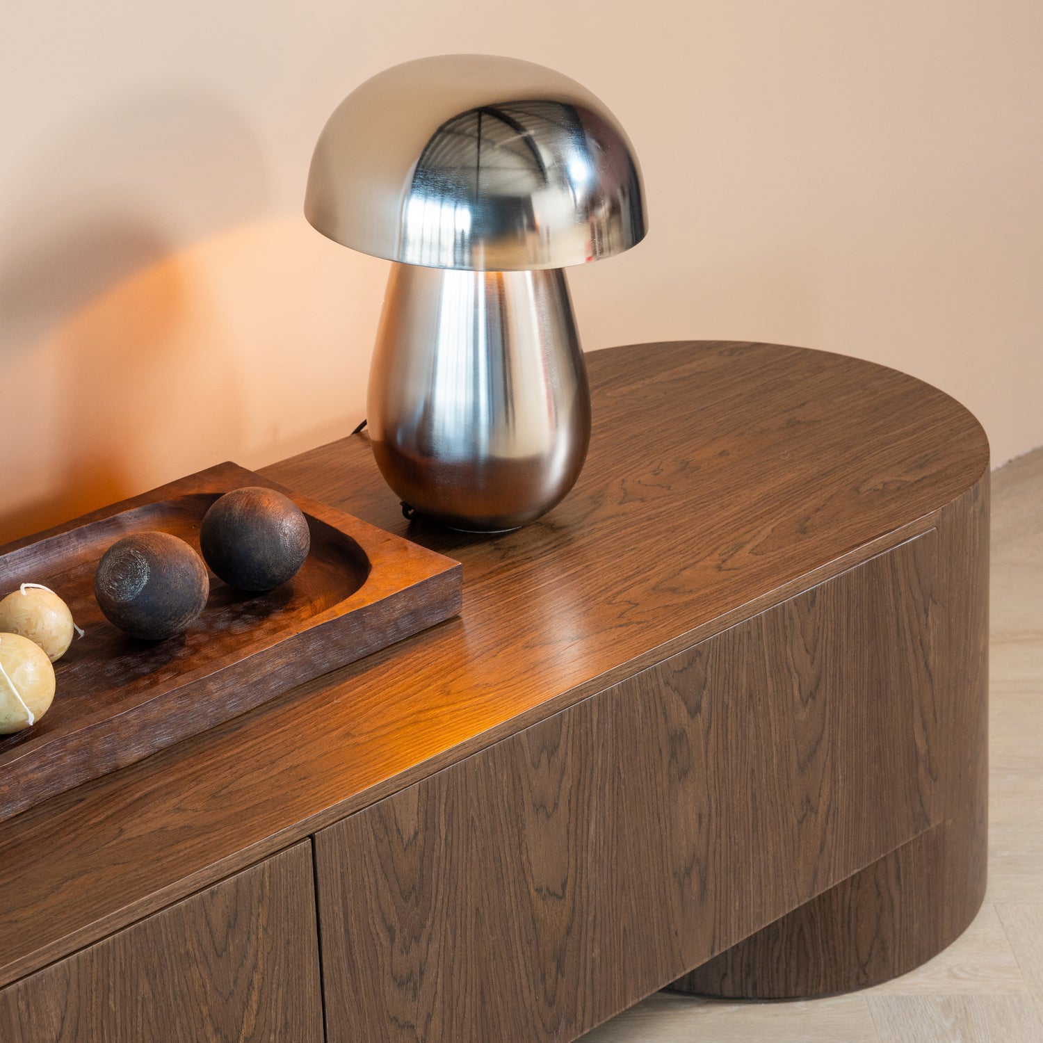 Lumor High Gloss Table Lamp