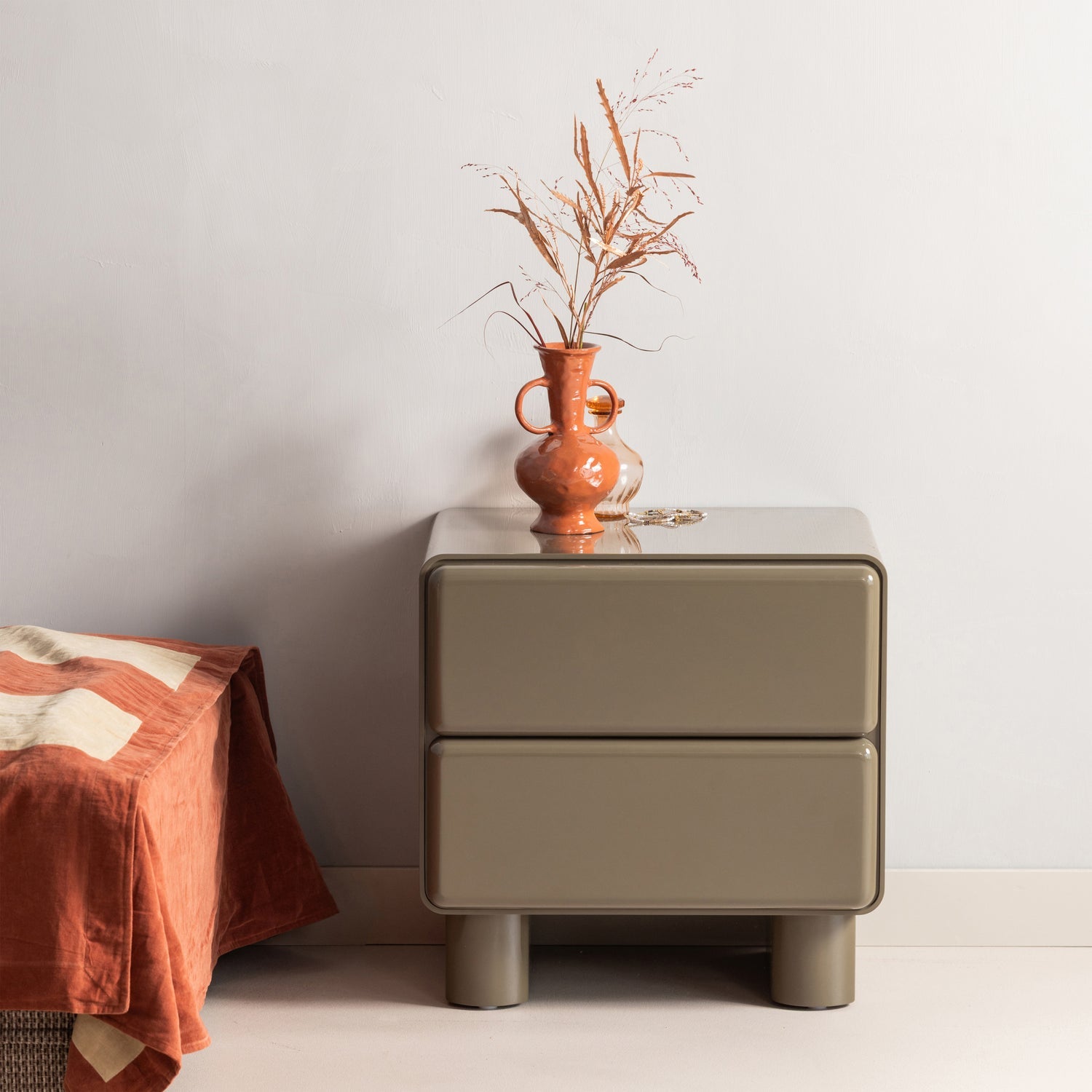 Lustra Gloss Night Stand