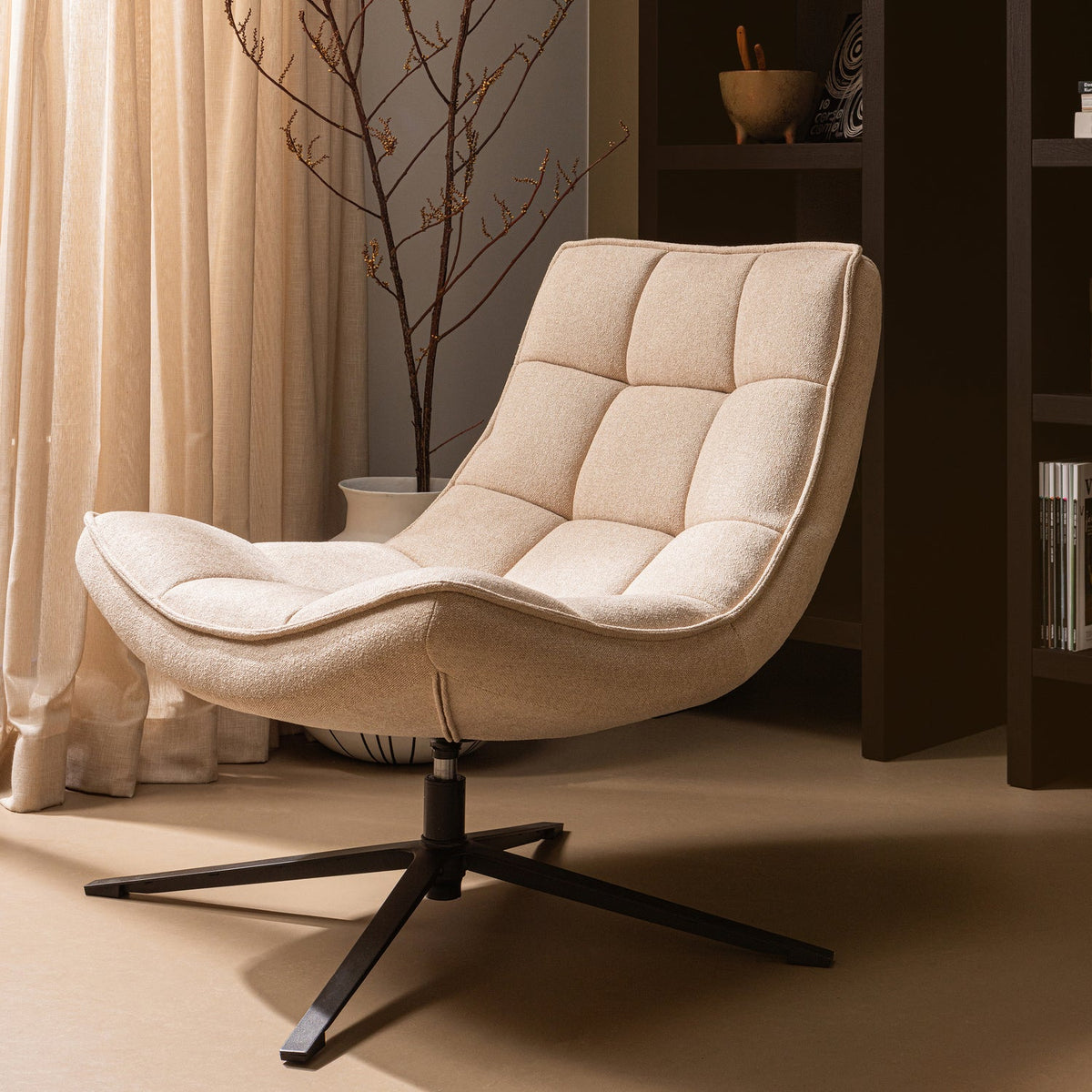 Maudi Swivel Armchair