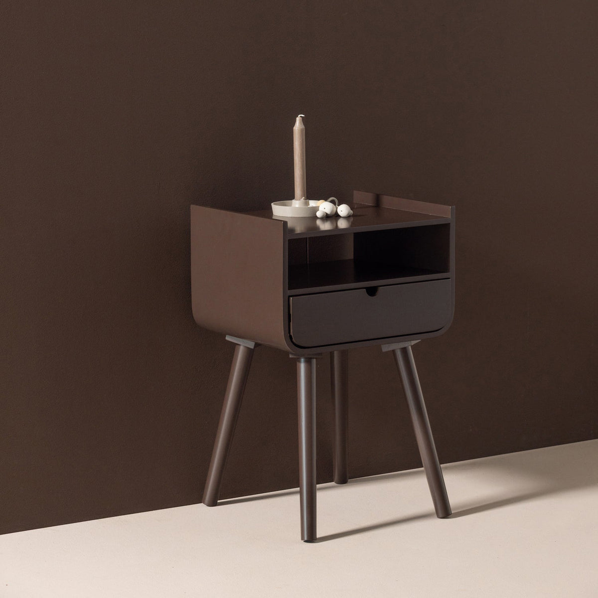 Nils Night Stand