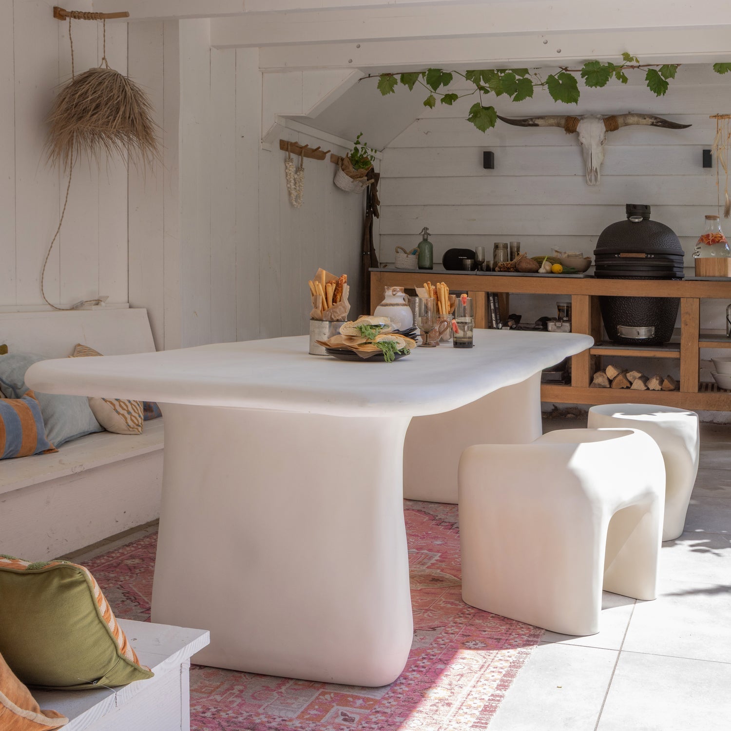 Nivo Natural Garden Stool