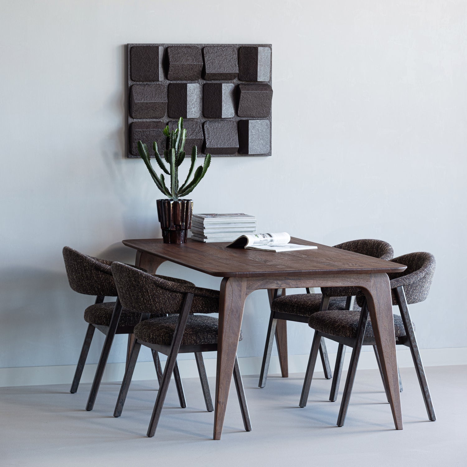 Rubo Brown Mango Wood Dining Table