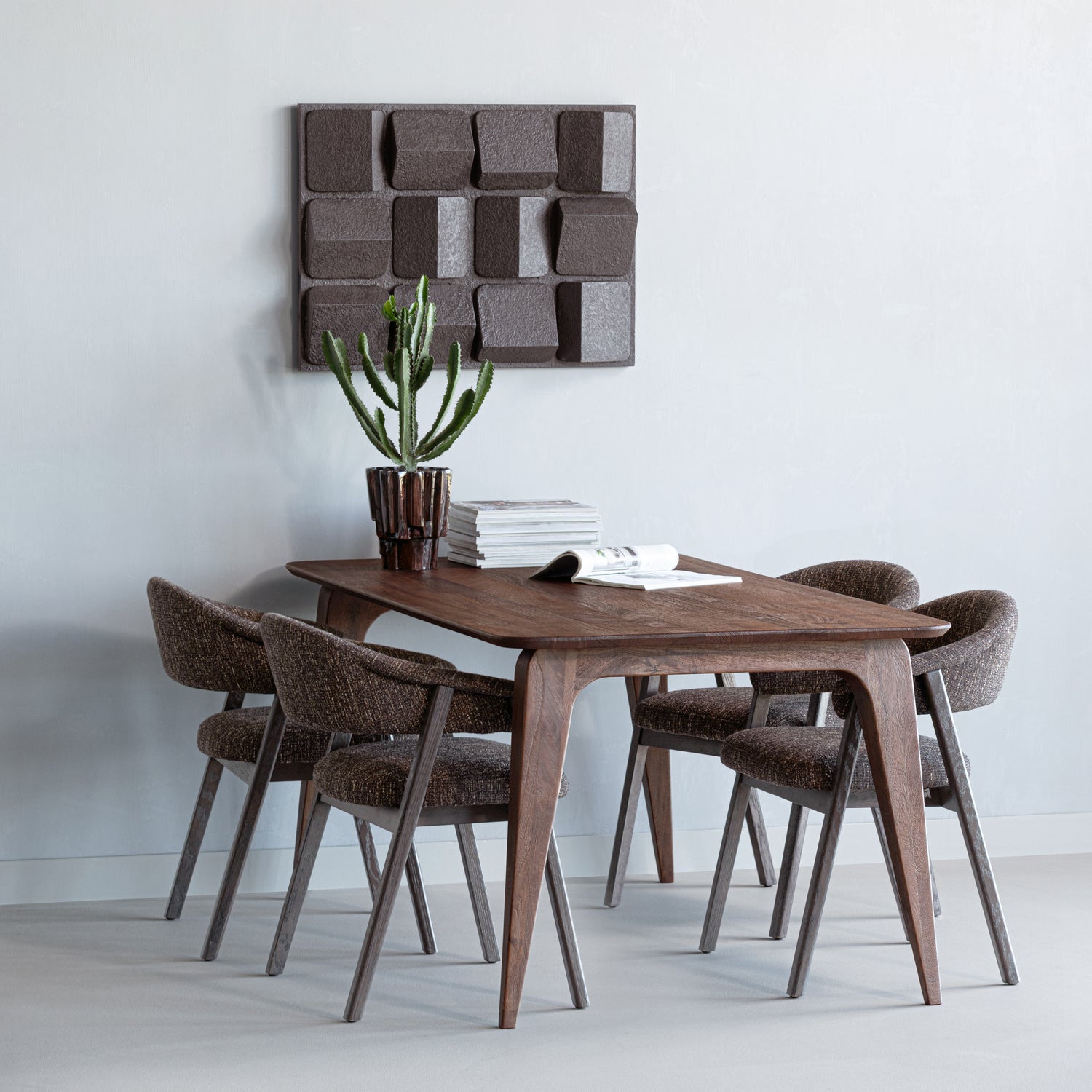 Tunar Dining Chair with Armrest