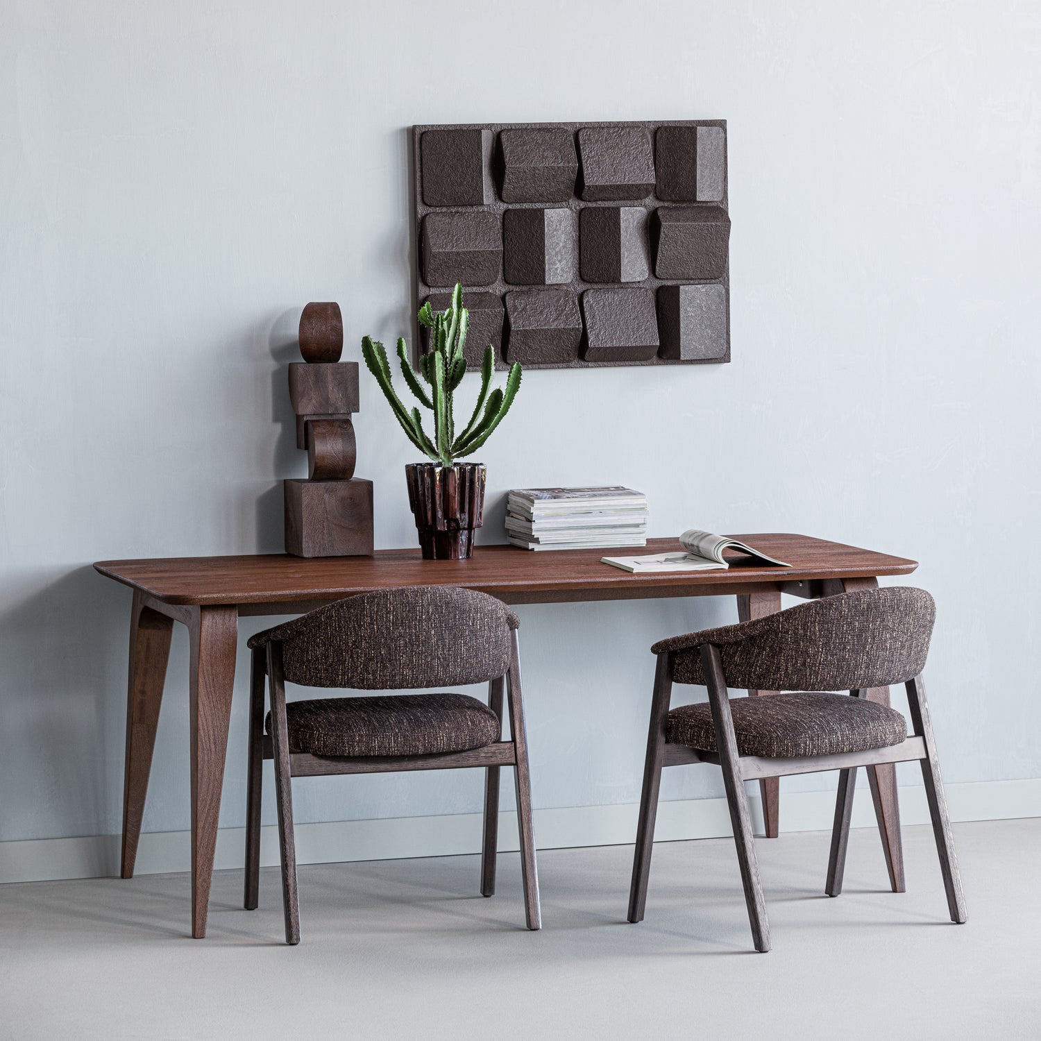 Tunar Dining Chair with Armrest