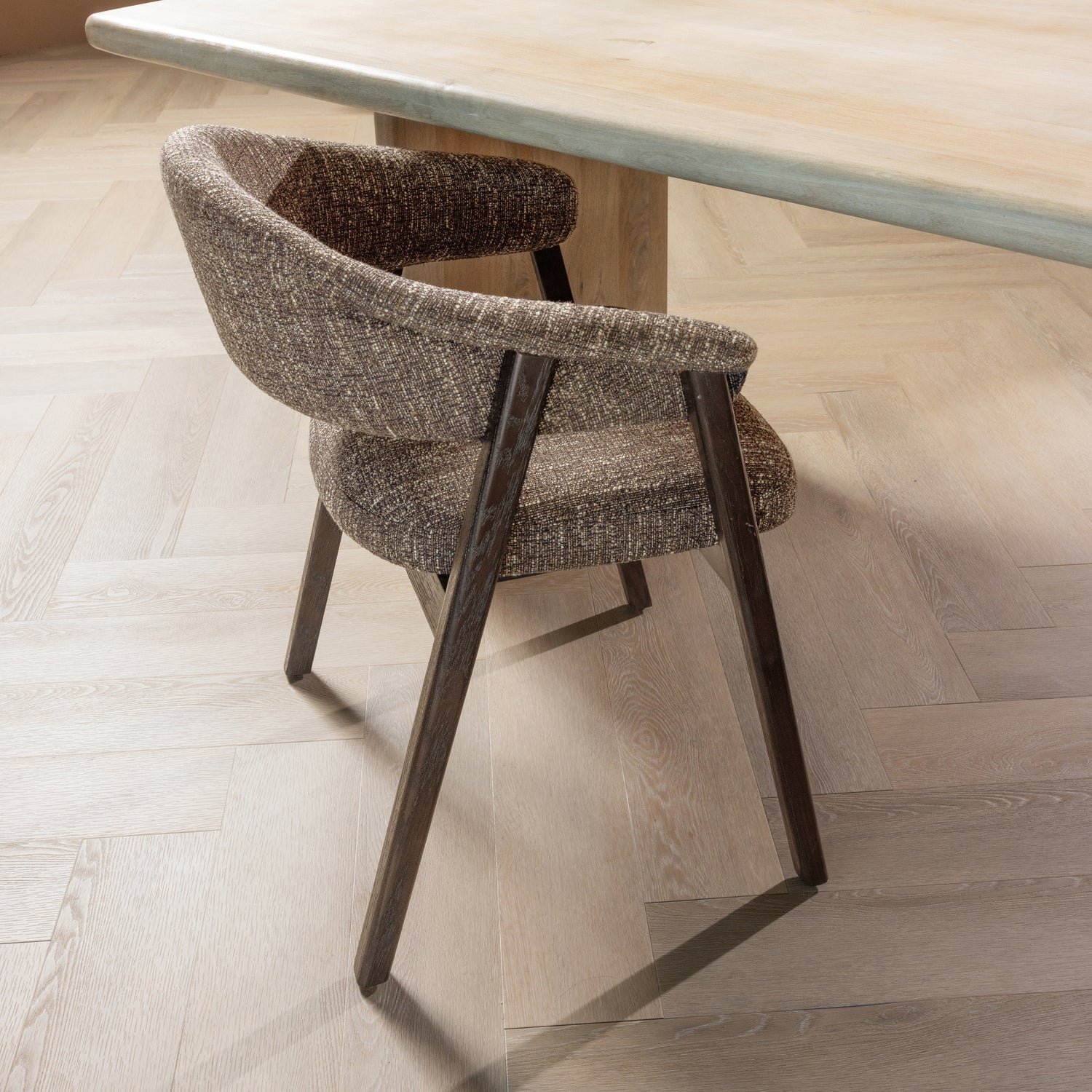 Tunar Dining Chair with Armrest