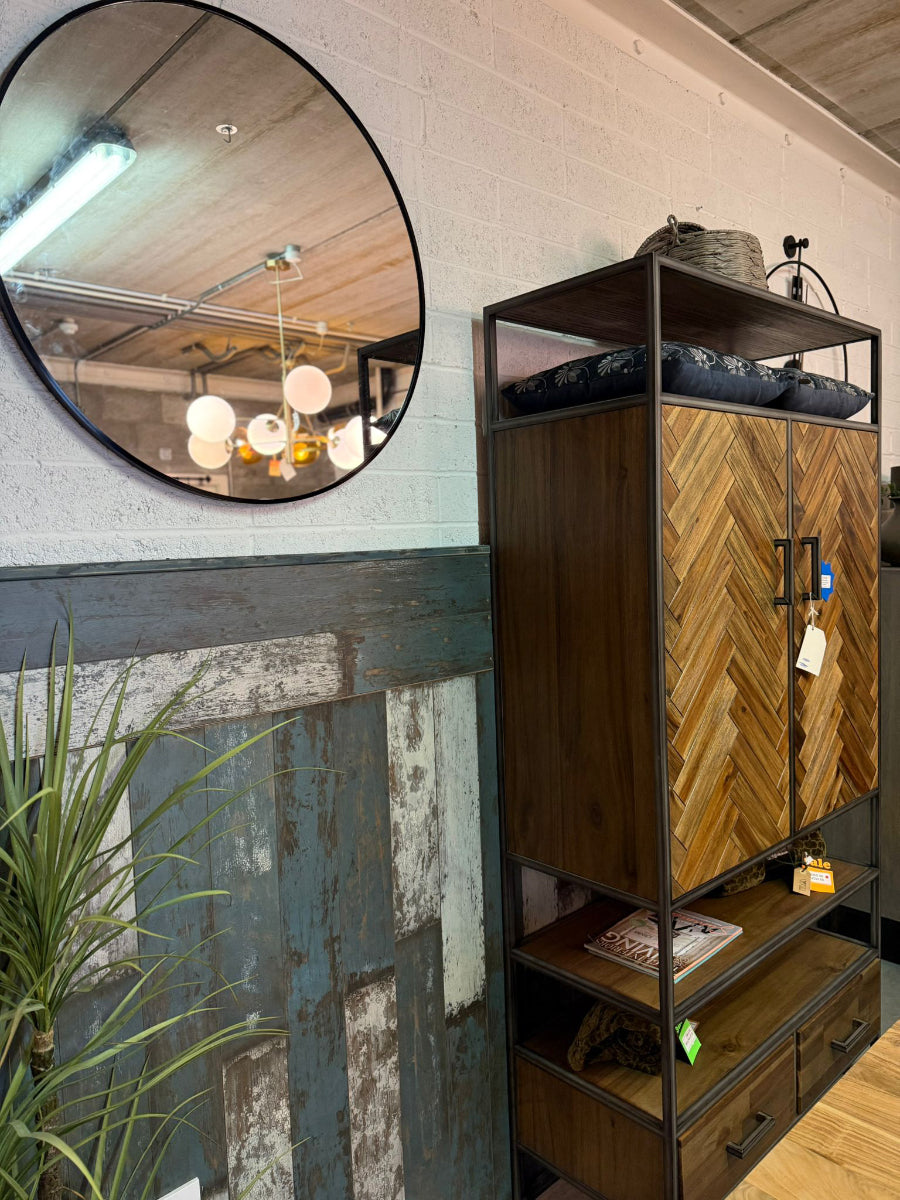 Hudson Cabinet (Display/Discontinued Collection)