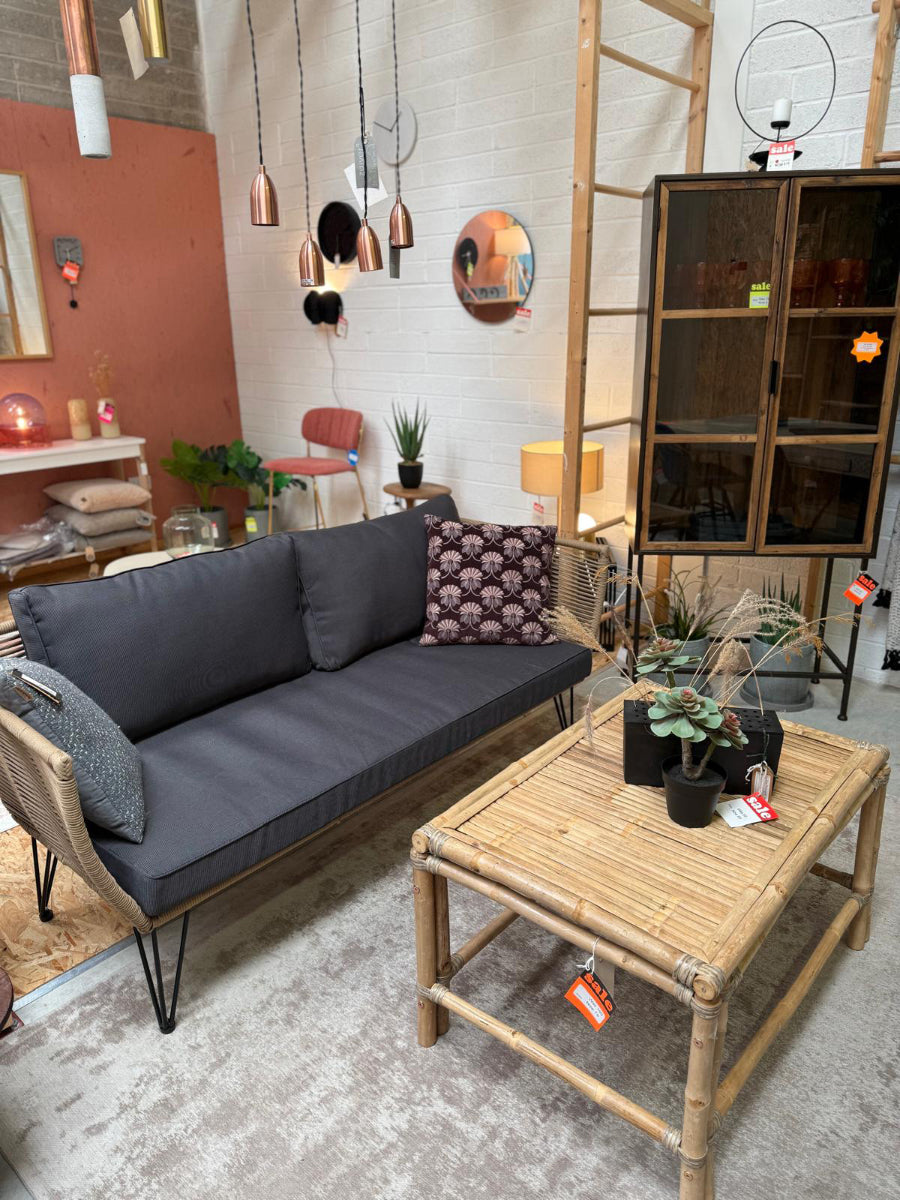 Mundo Sofa (Display/Discontinued Collection)