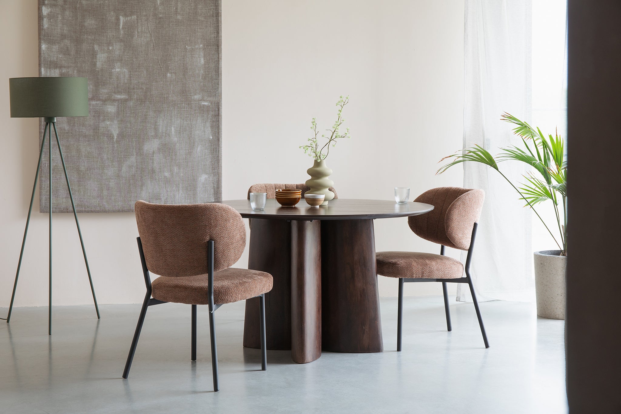 Balder Dining Table