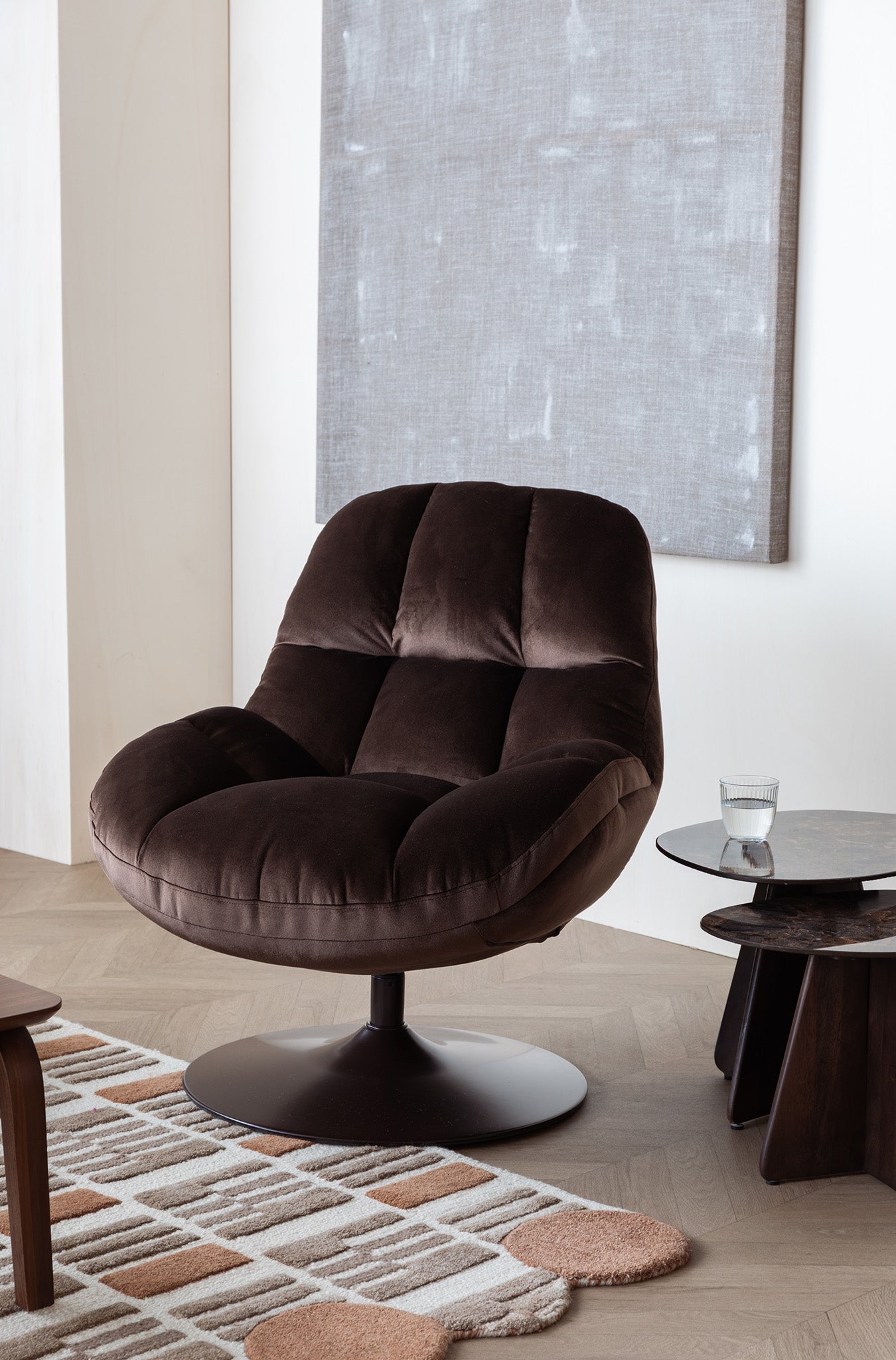 Beefy Lounge Chair