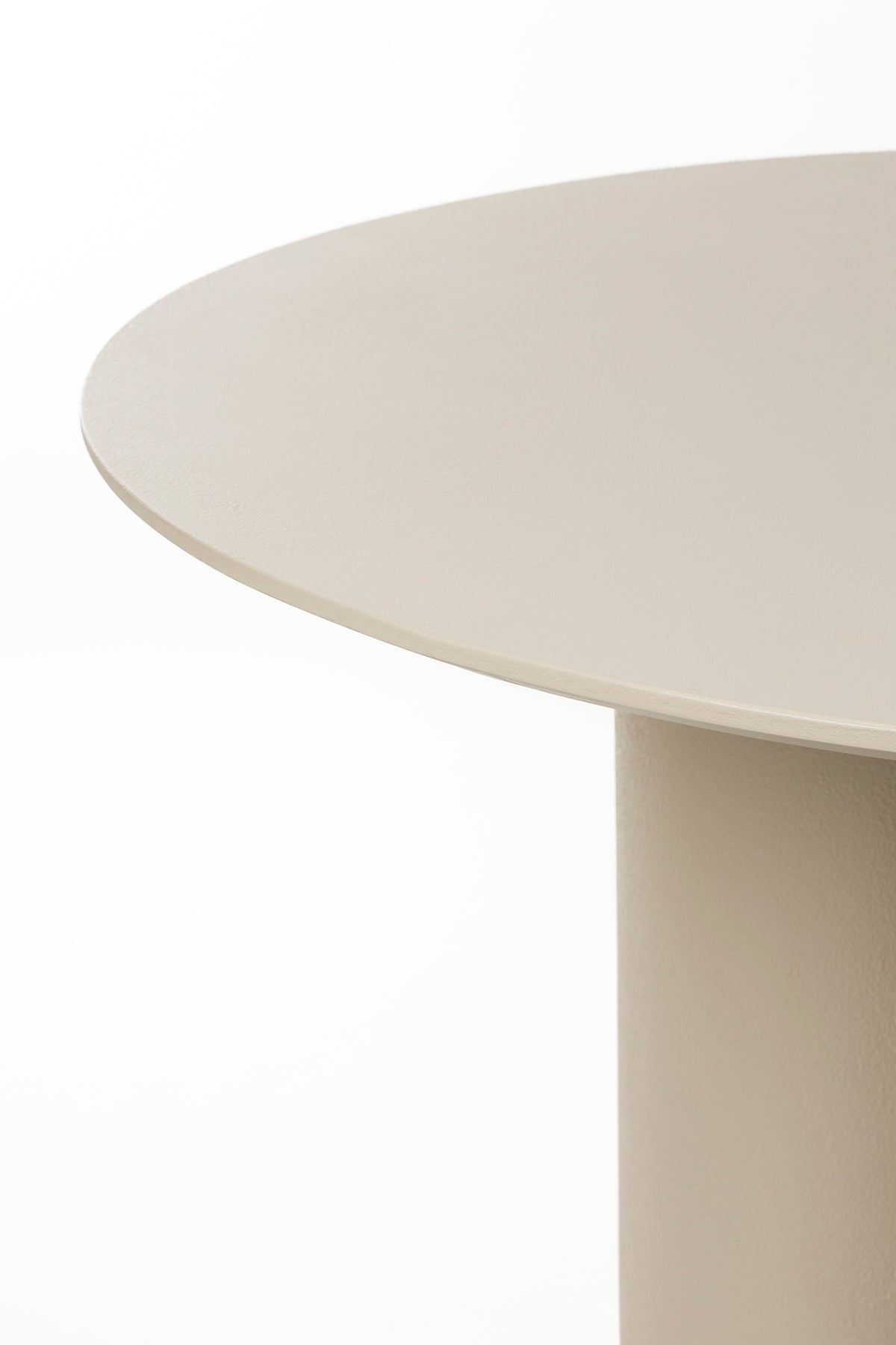 Ces Dining Table