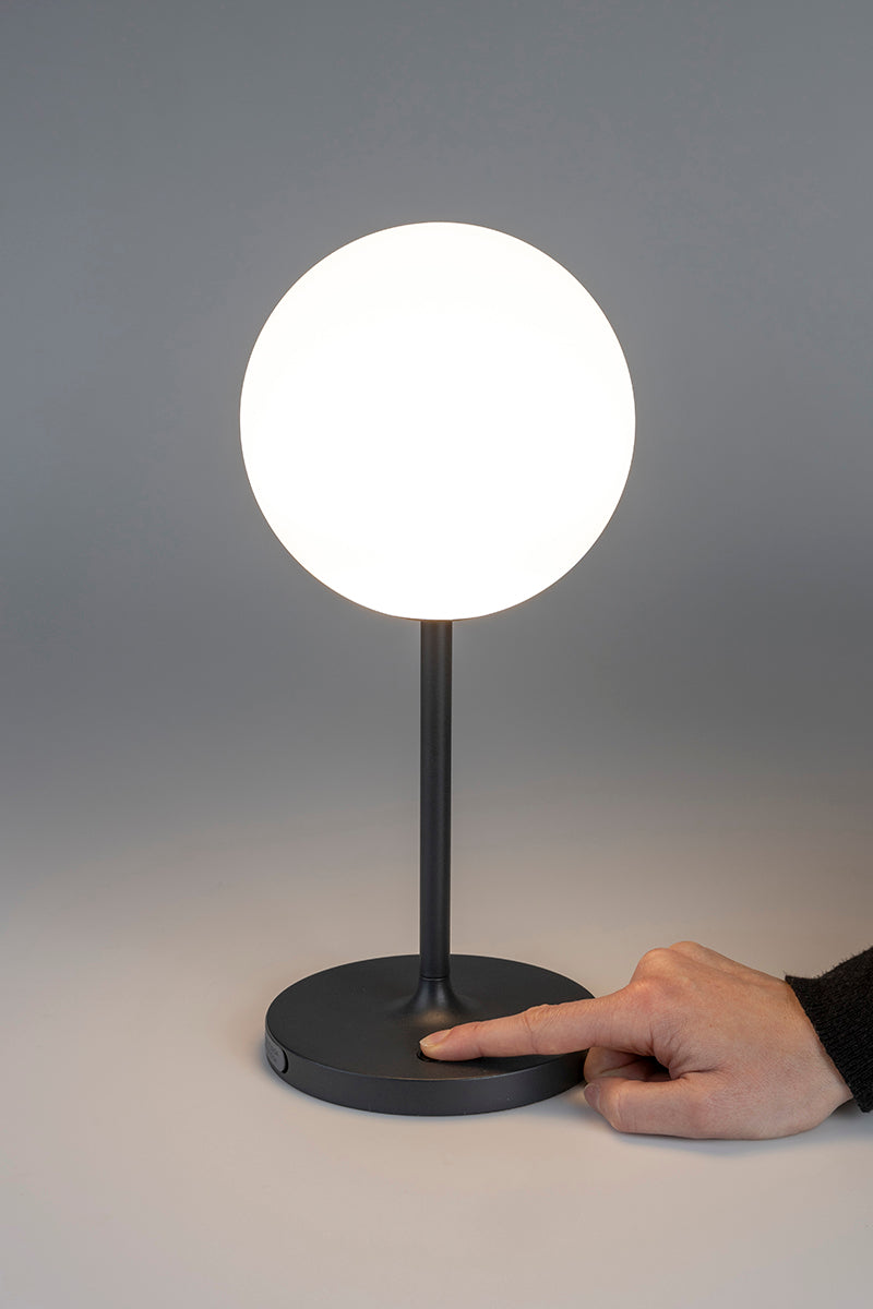 Hub LED Table Lamp - WOO .Design