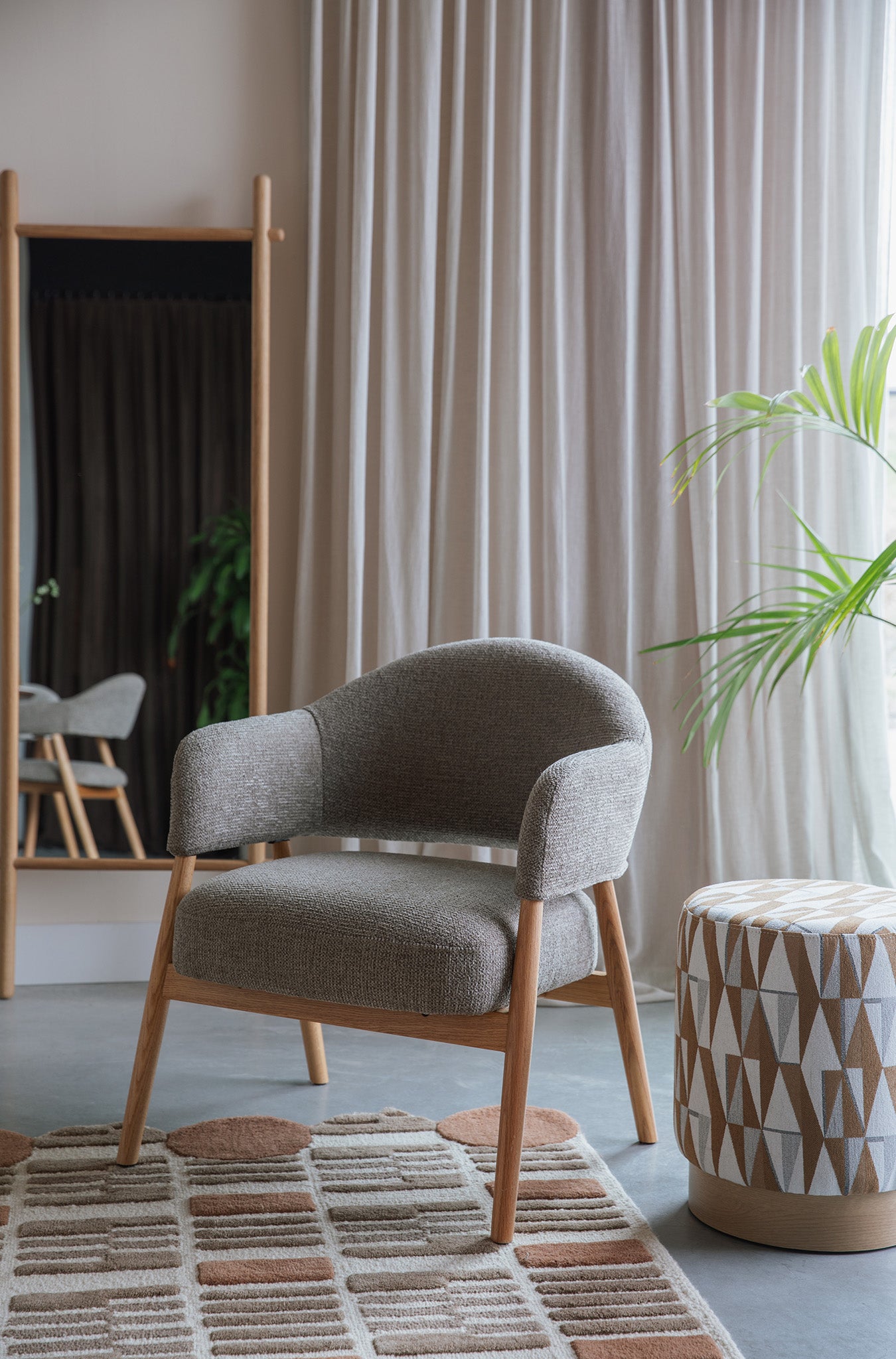 Indy Lounge Chair