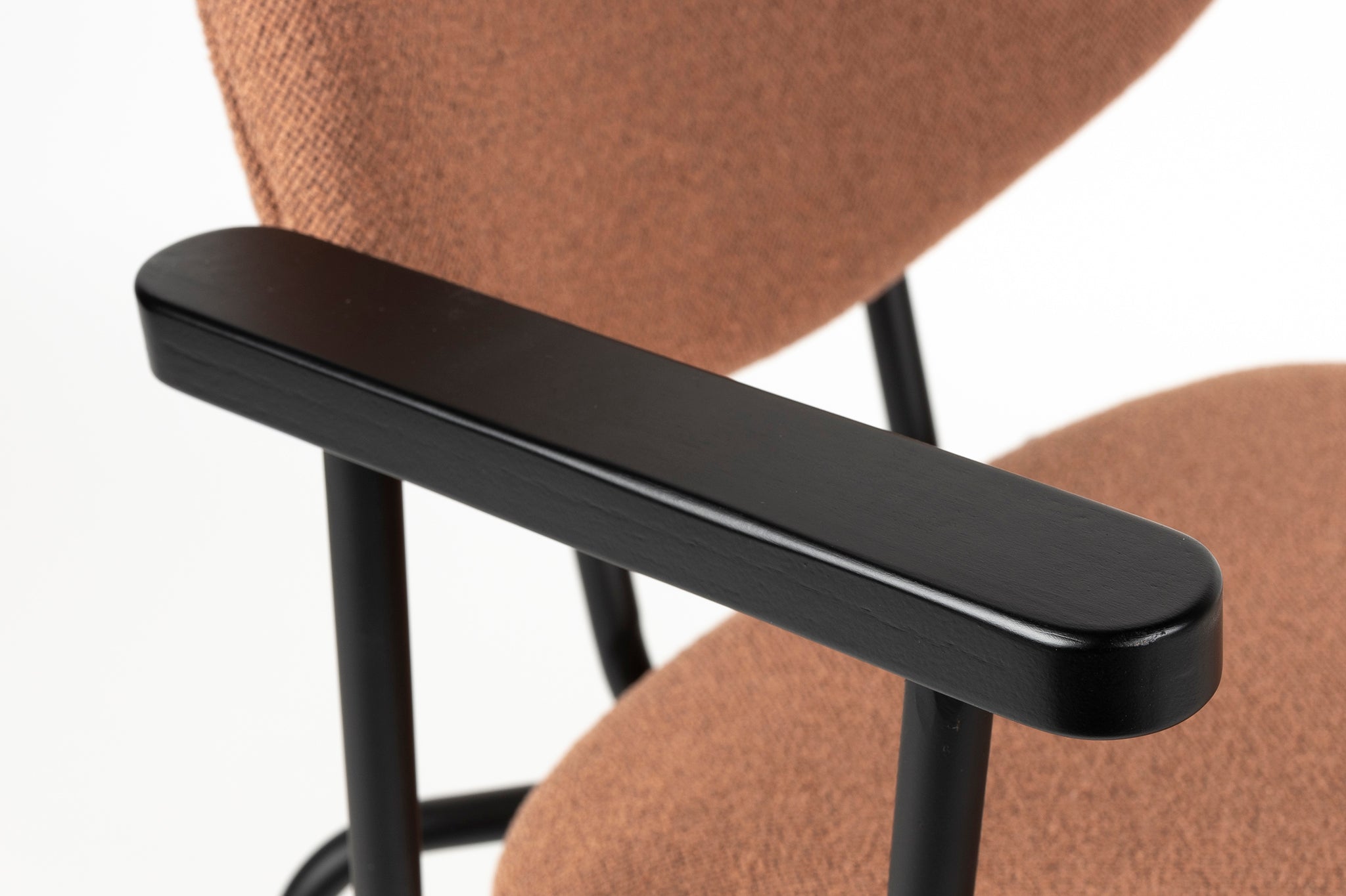 Zelo Armchair