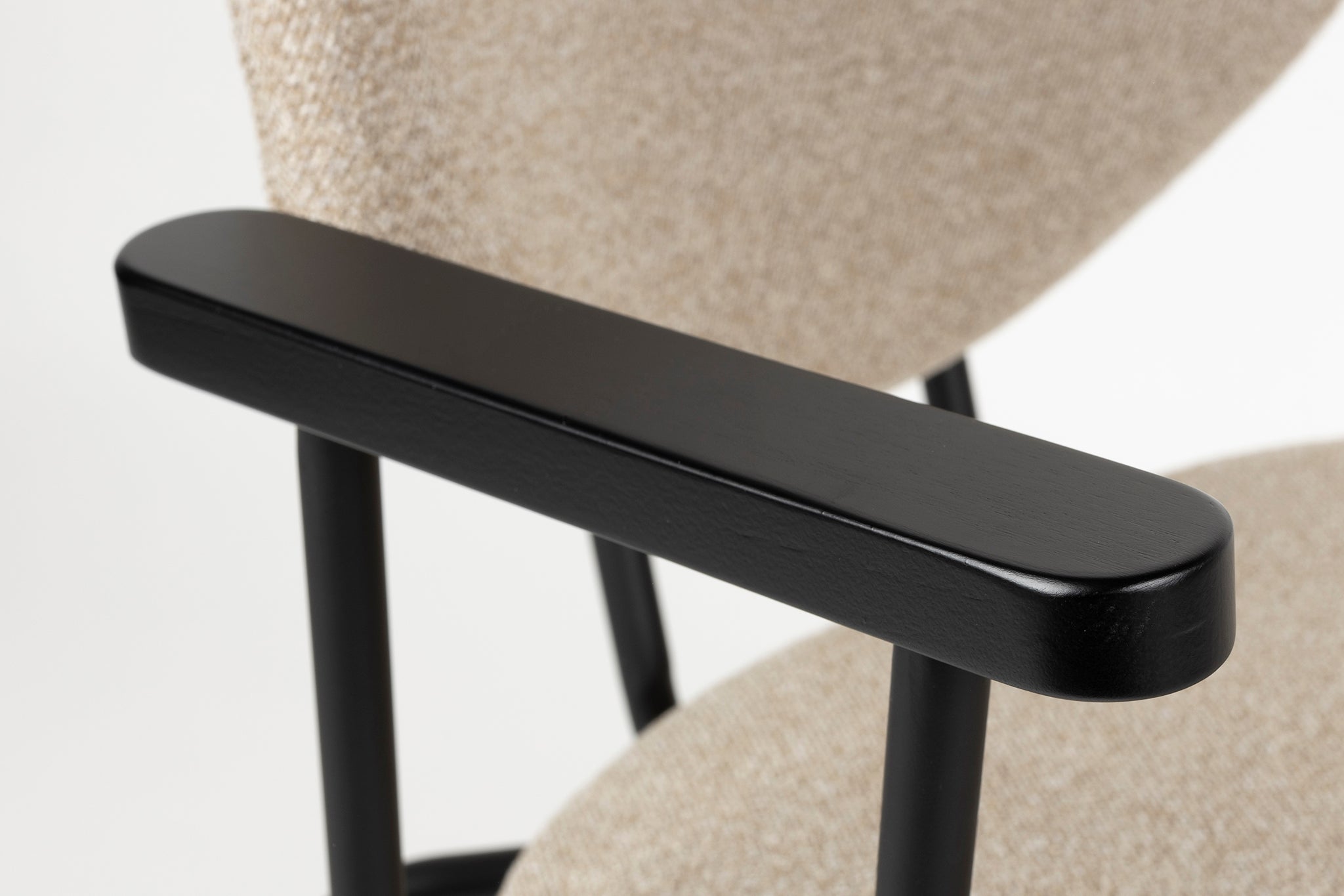 Zelo Armchair