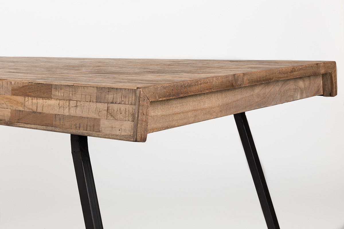 Suri Table - WOO .Design