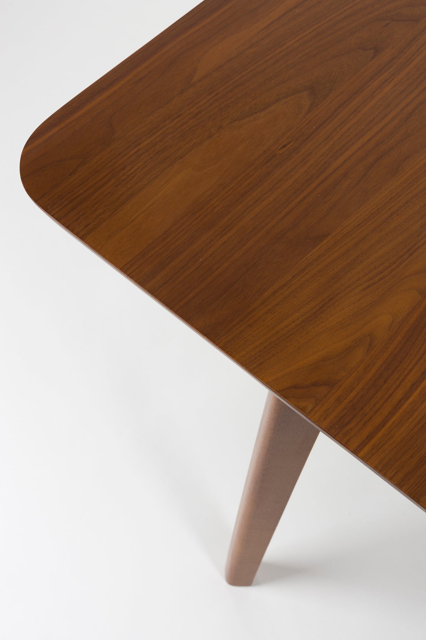 Ellen Dining Table