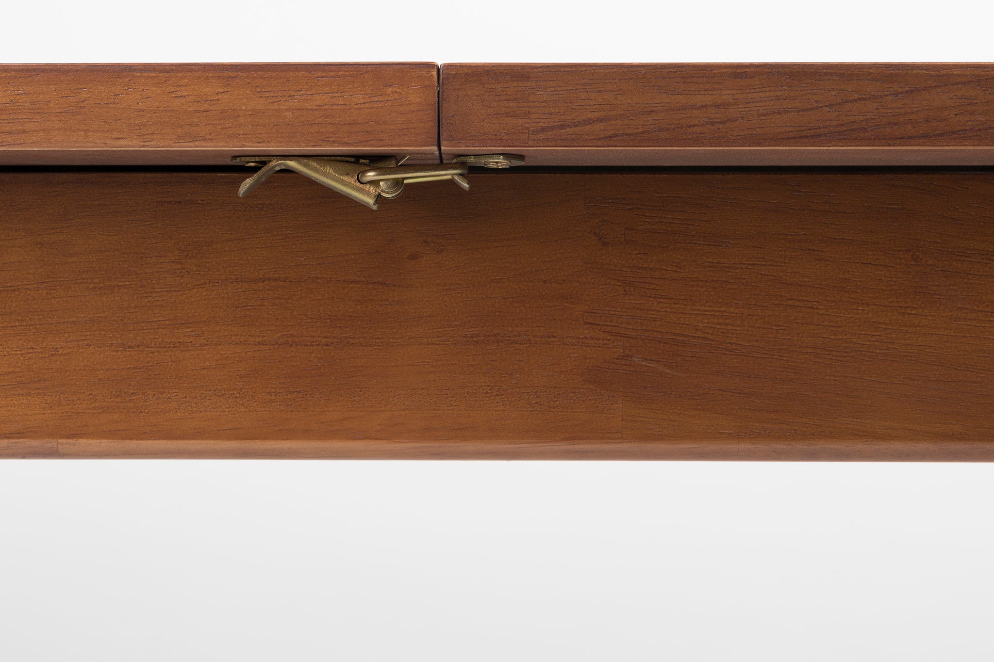 Ellen Dining Table