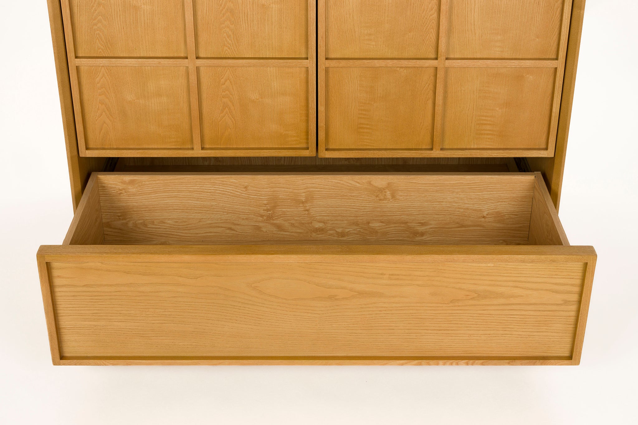 Raster Cabinet