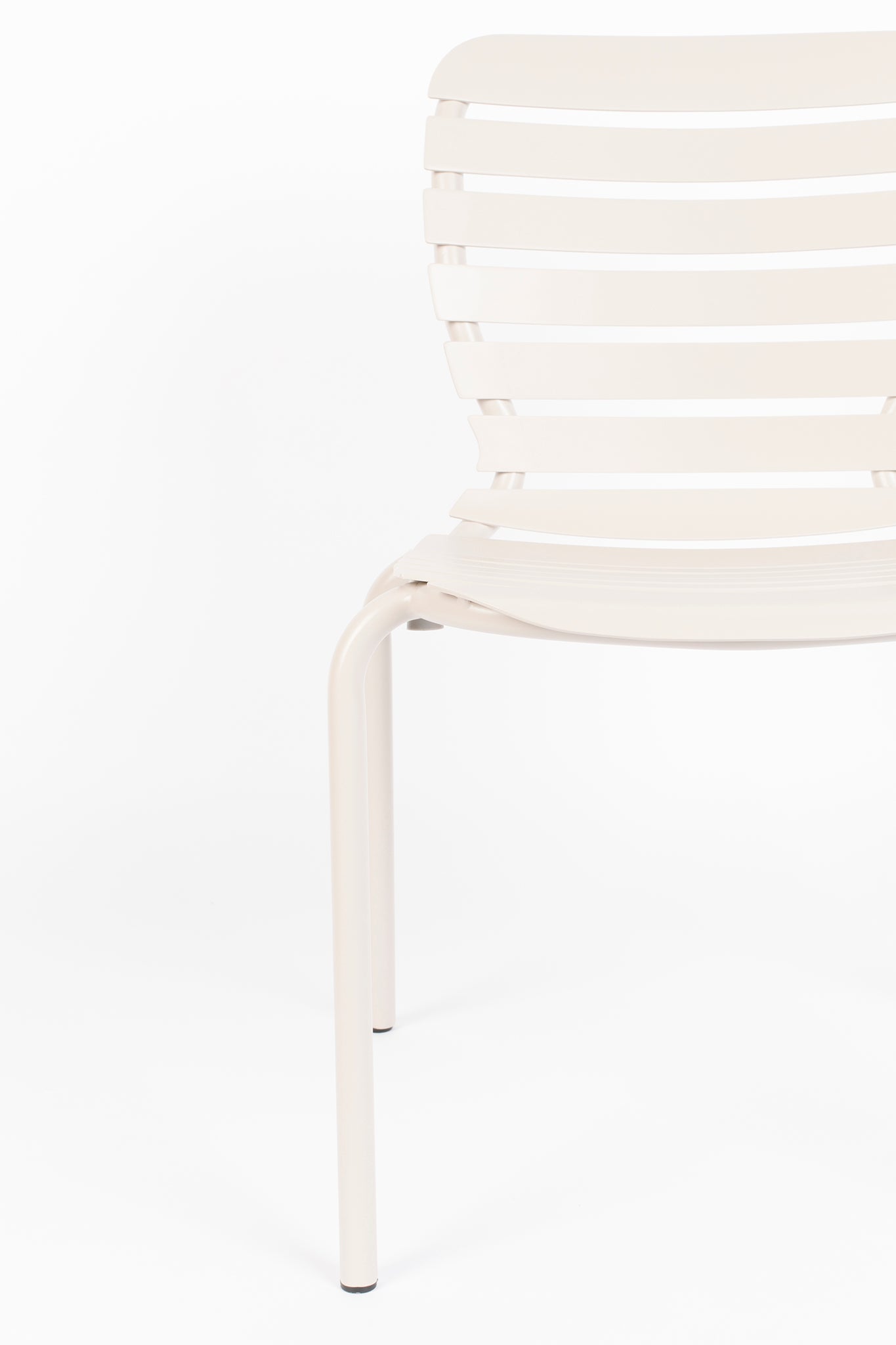 Vondel 168.5 Garden Table Set with Chair