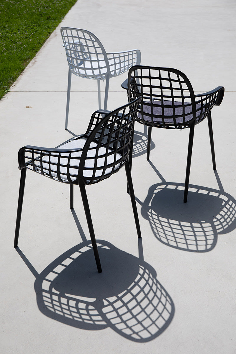 Albert Kuip Garden Armchair