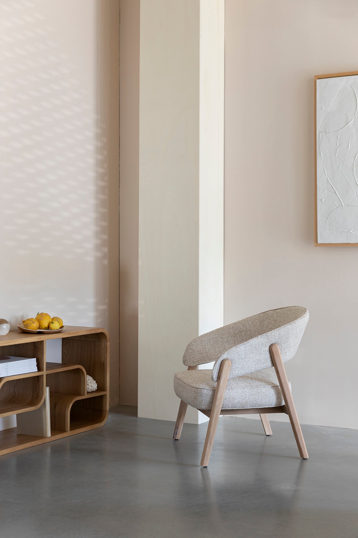 Bright Lounge Chair